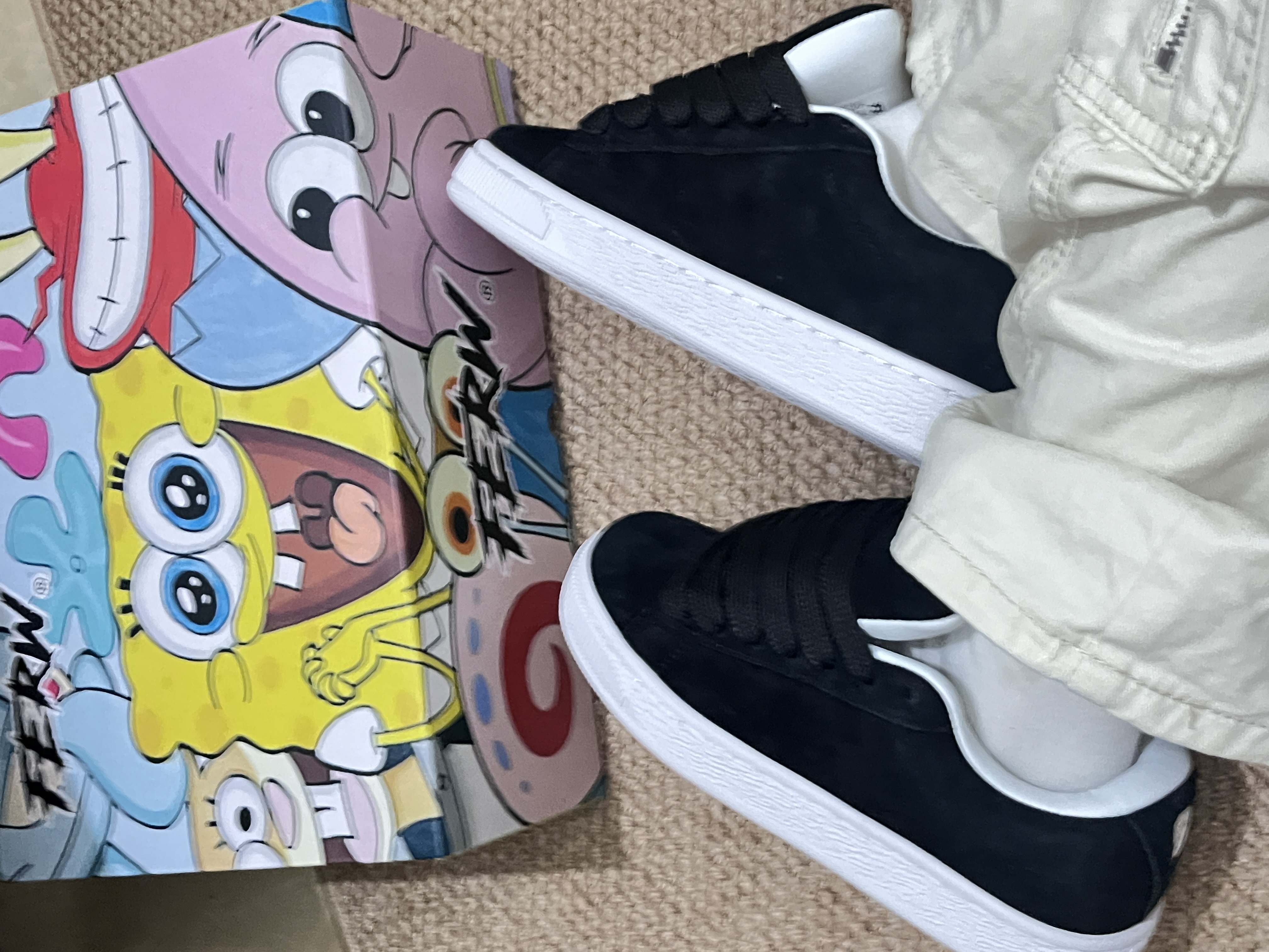 百搭黑色运动板鞋!脚感真的很舒服👟