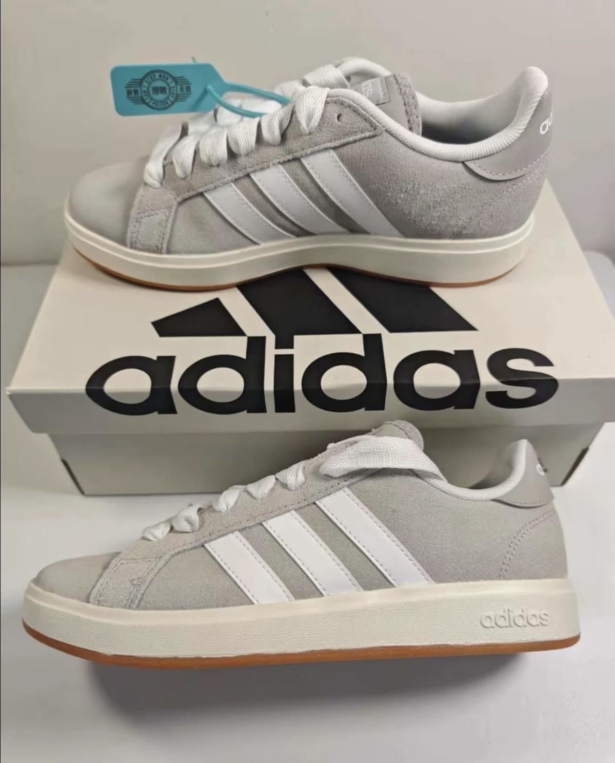 经典不过时！一双搞定所有穿搭的Adidas小白鞋👟