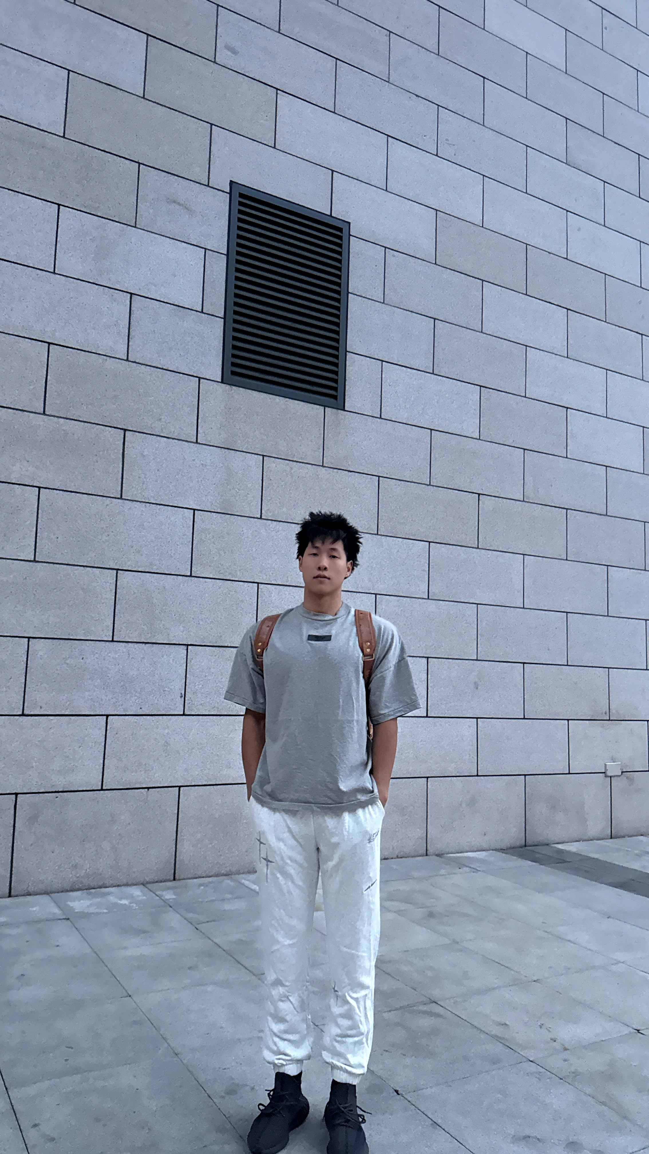 新派学院风|男大松弛感日常穿搭✨
