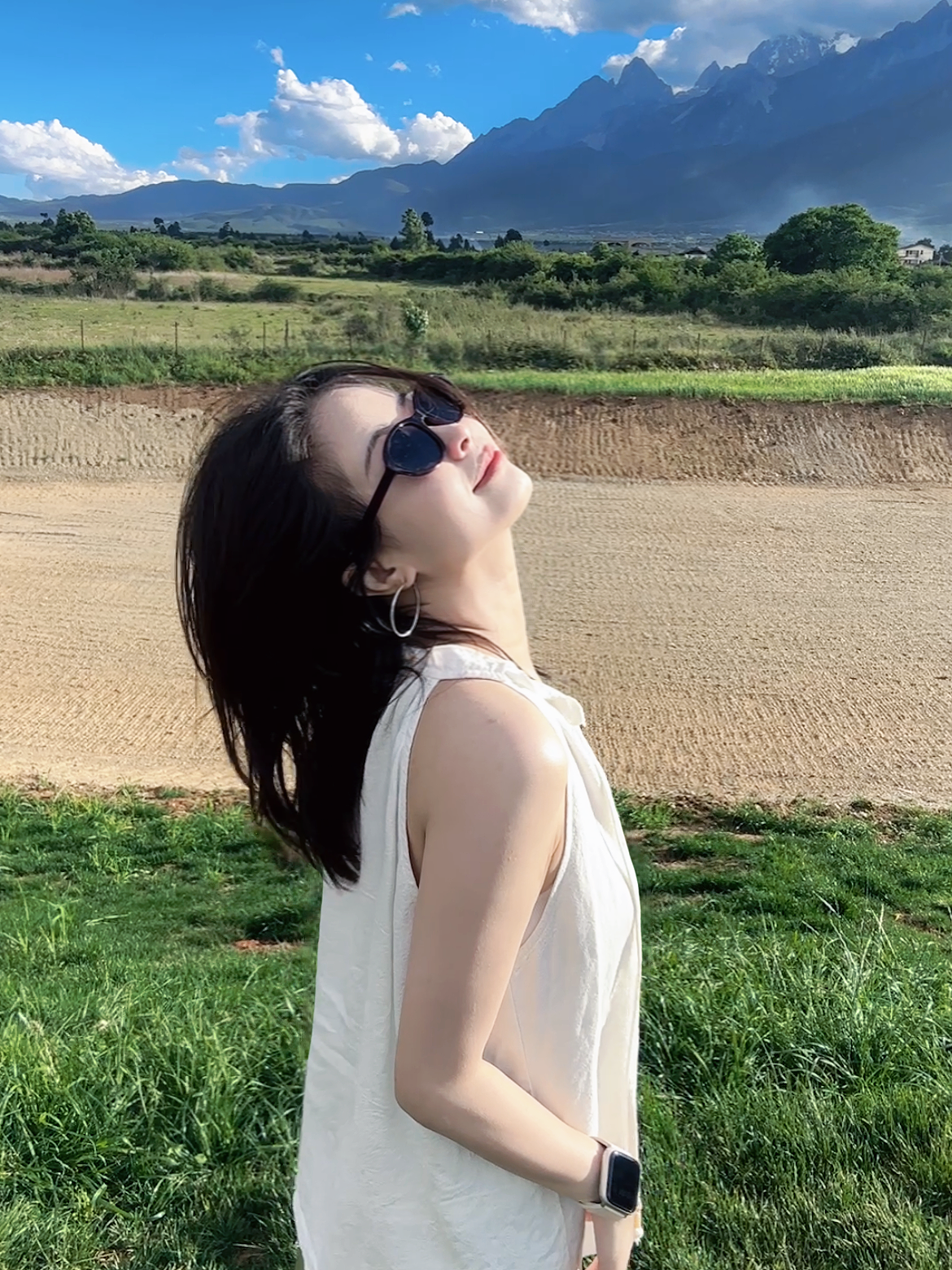 丽江OOTD｜白衣绿裙，松弛感拉满🌿