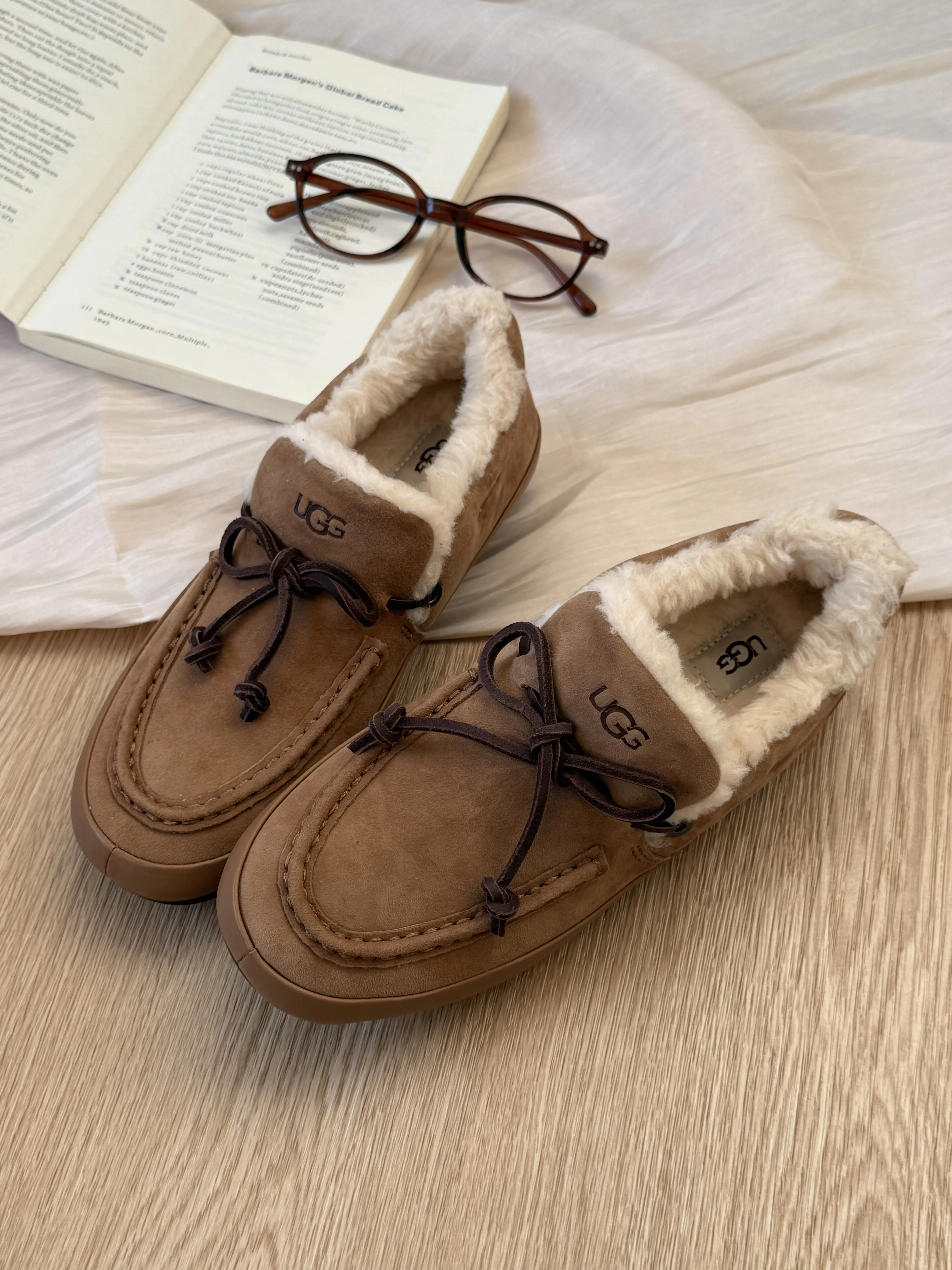 秋冬老钱风|UGG加绒船鞋通勤过冬