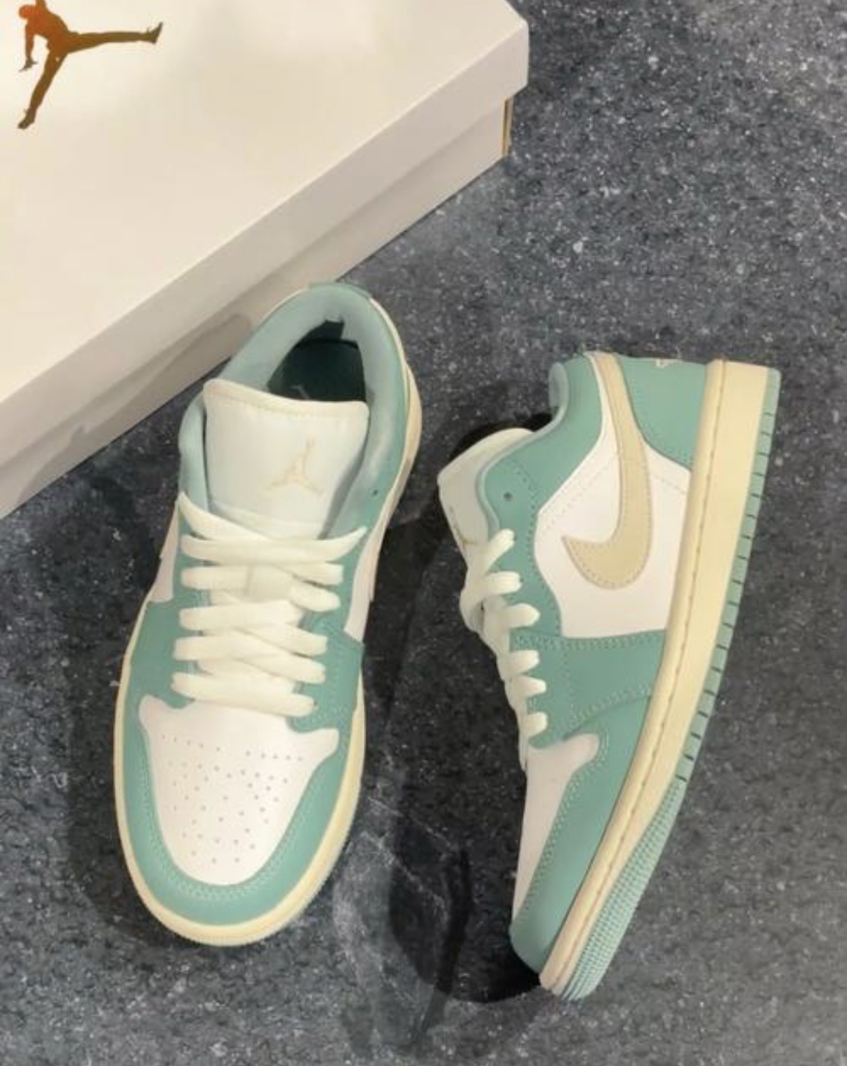AJ1!!!!!