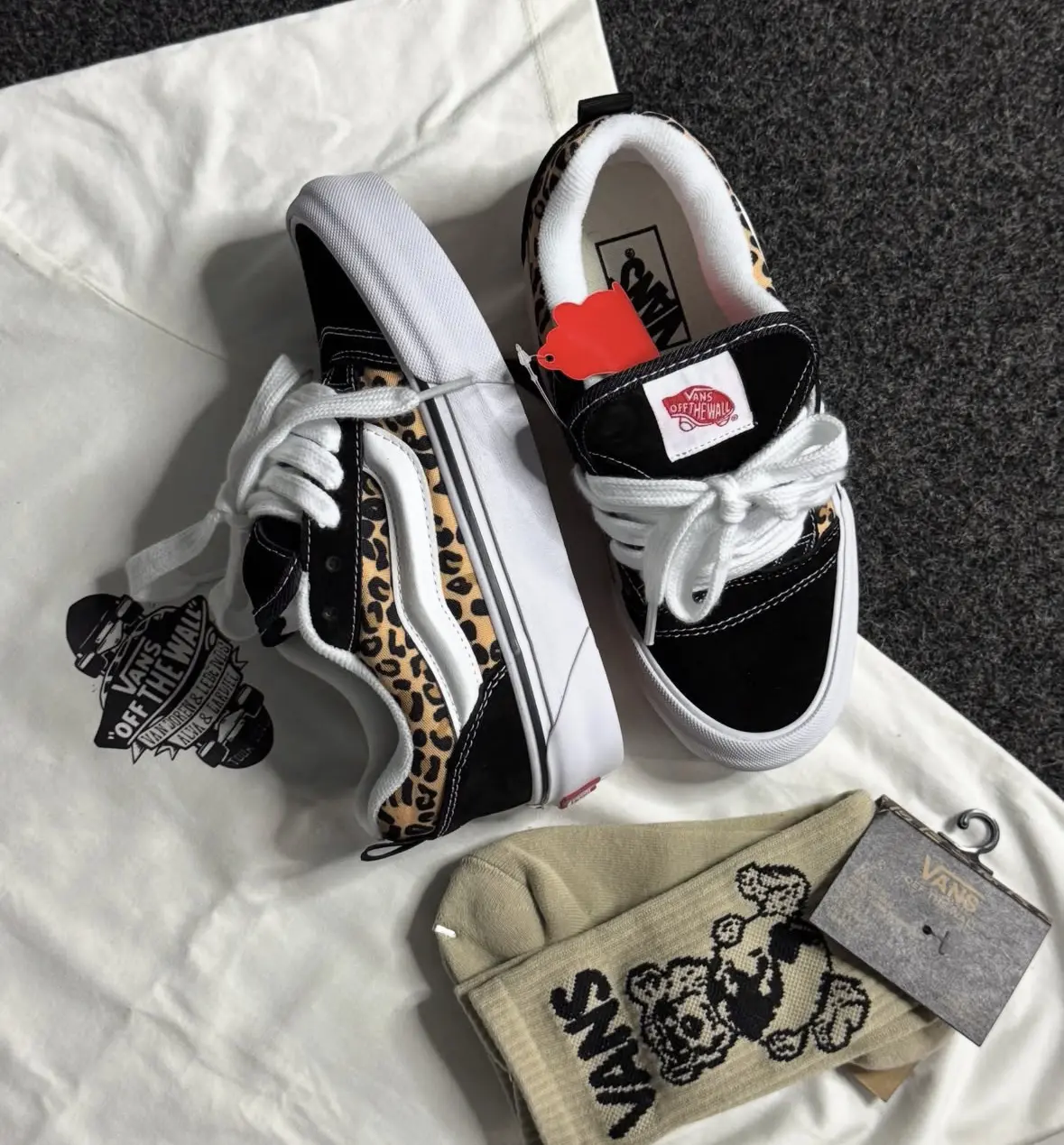 Vans豹纹厚底板鞋
