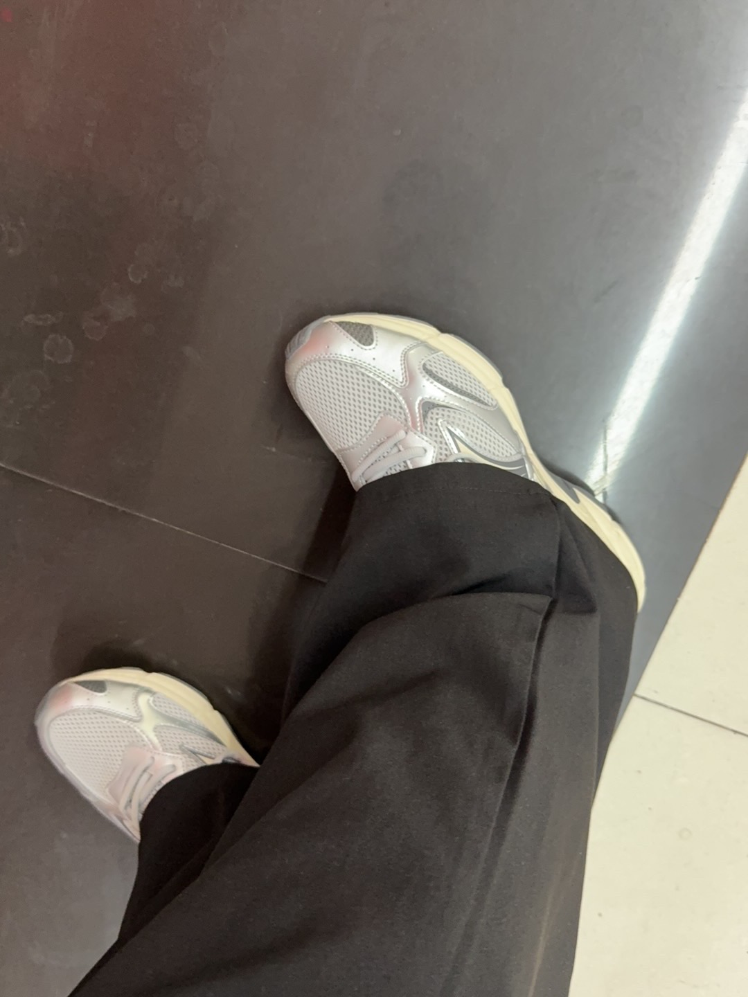 上脚很舒服版型好看