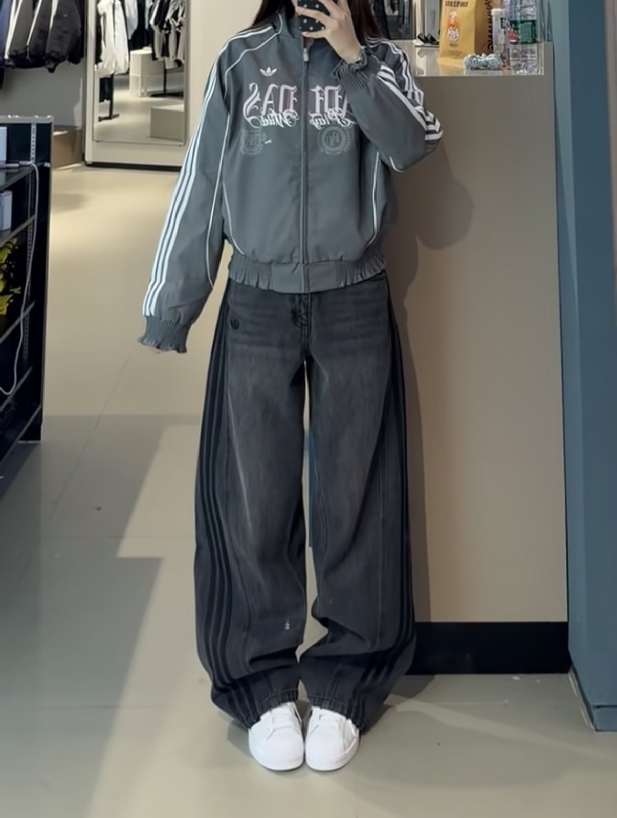 早秋OOTD|酷女孩的灰系运动穿搭