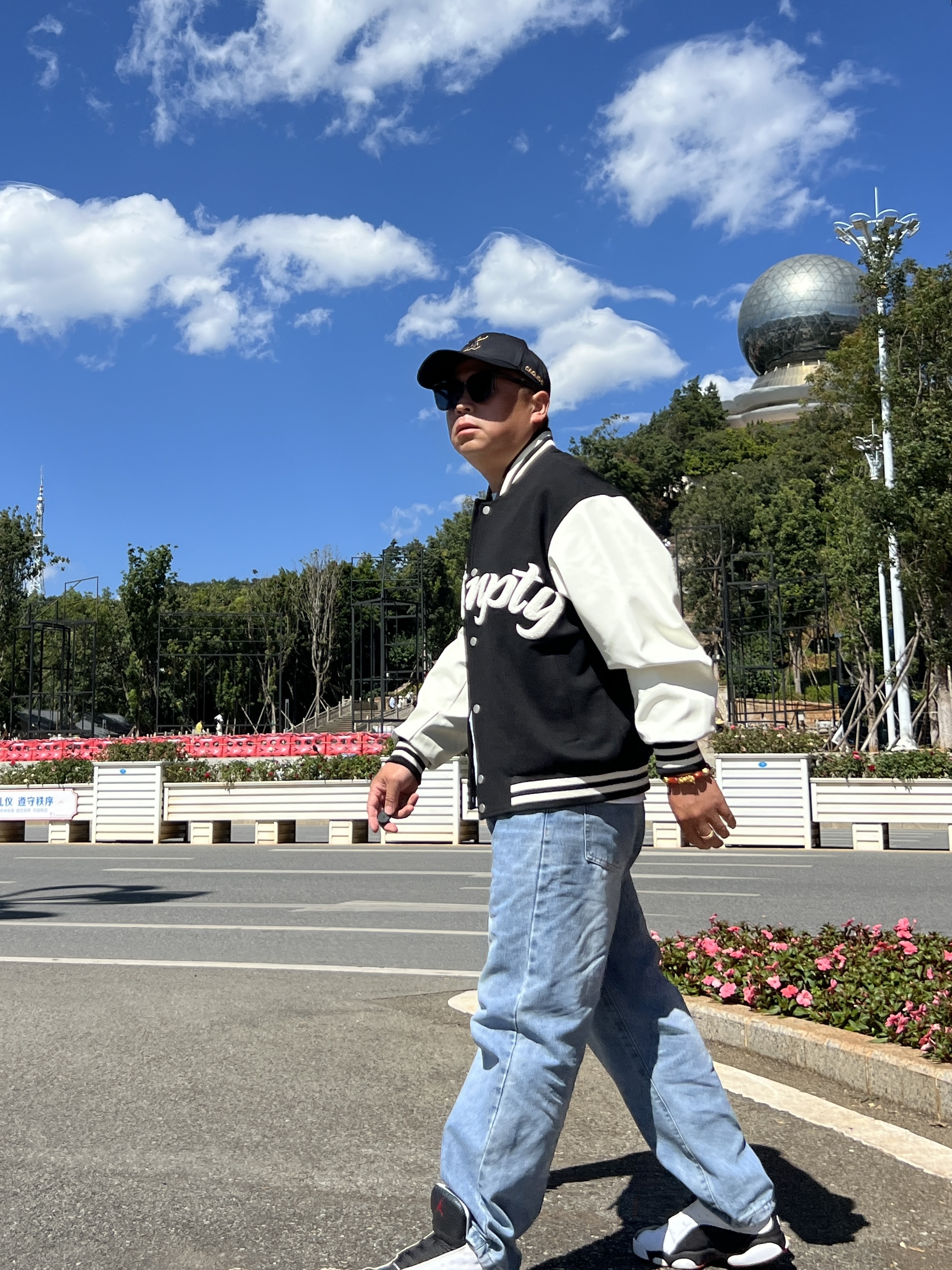 太平年黑色棒球服 | 秋冬日常通勤穿搭