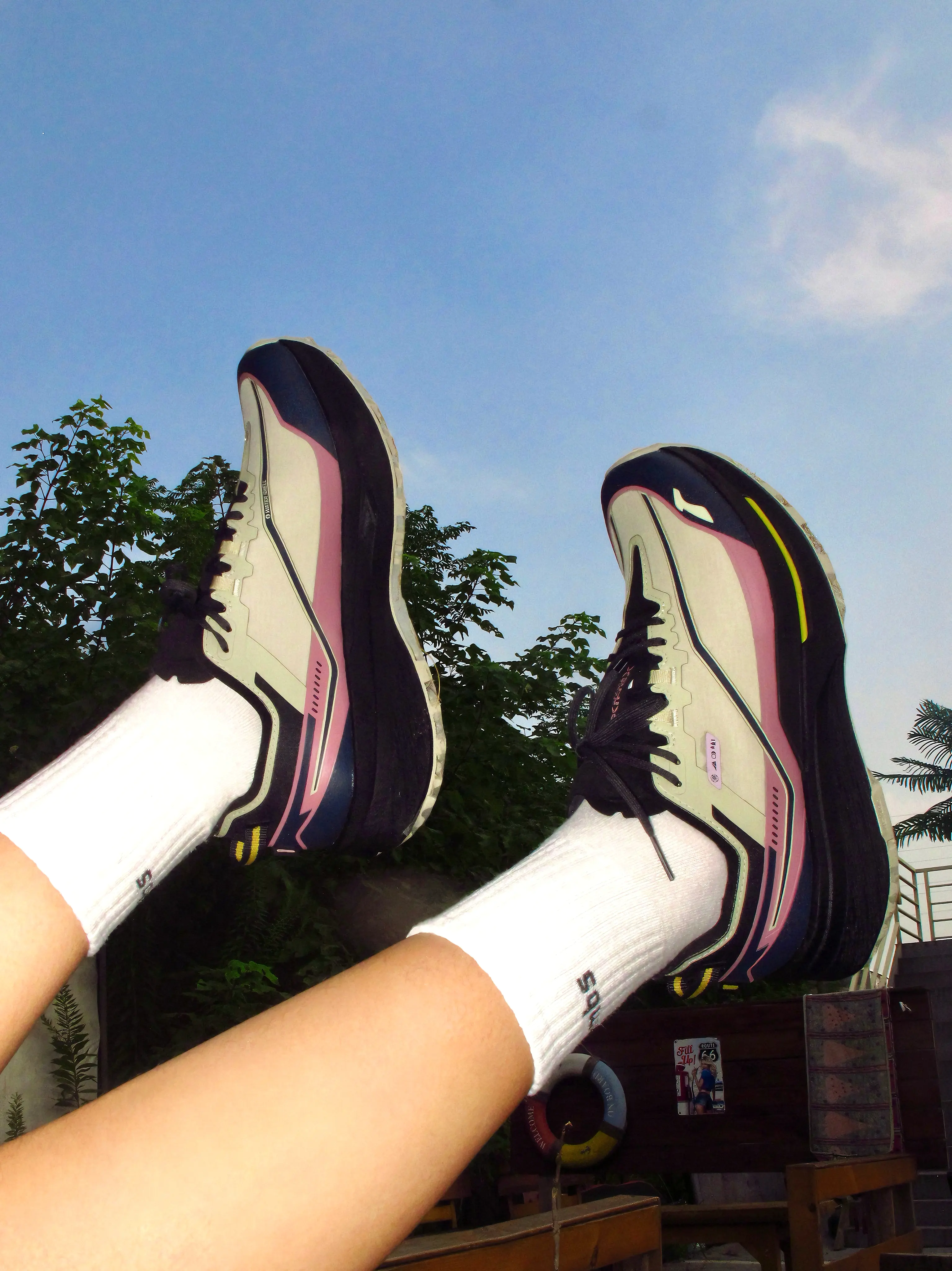 来吸吸氧 ˶ᵒ ᵕ ˂˶ 🏃🏻♀️➡️🌿🌳