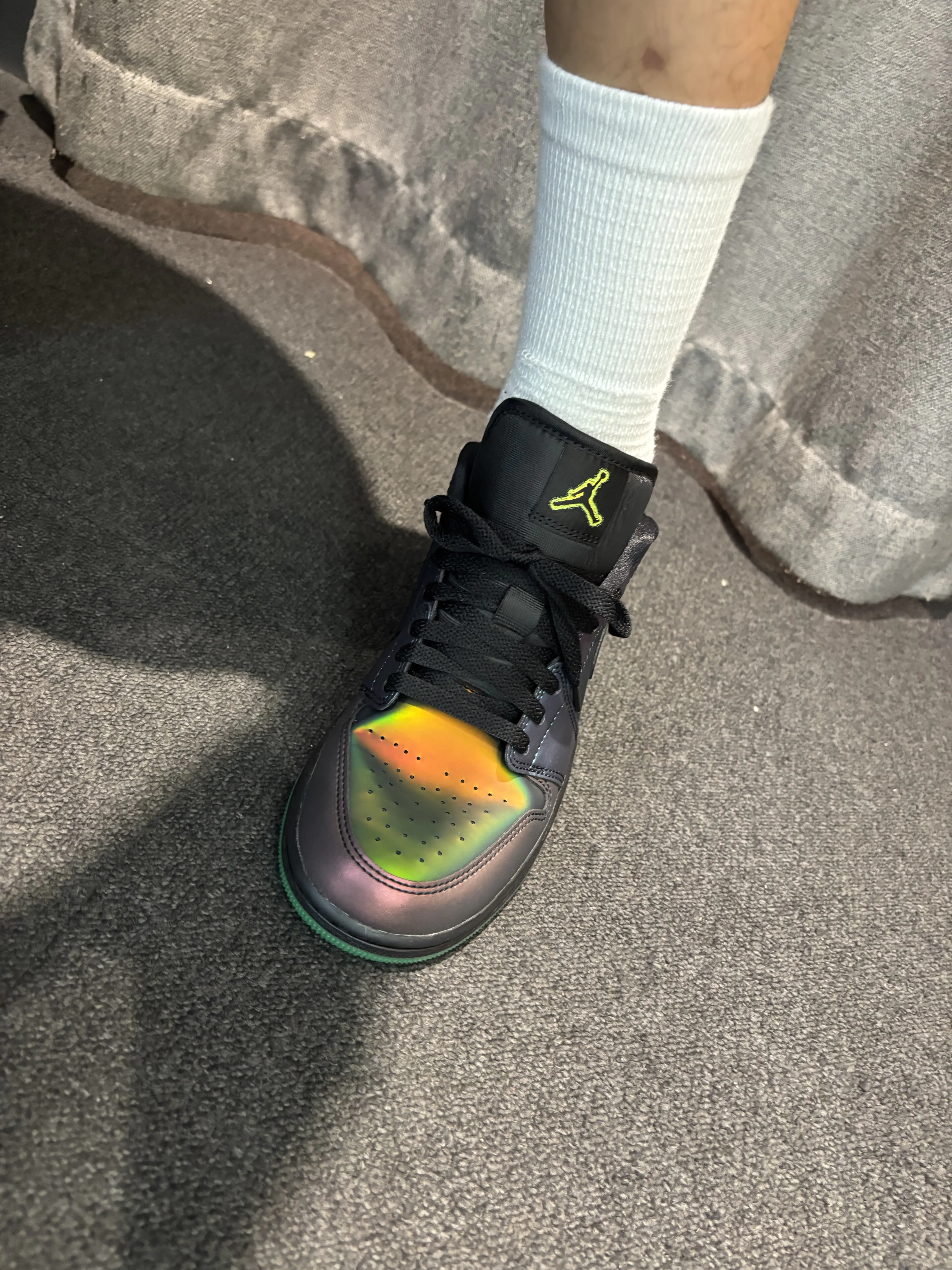 aj1变色龙鞋底还能夜光我还是第一次见