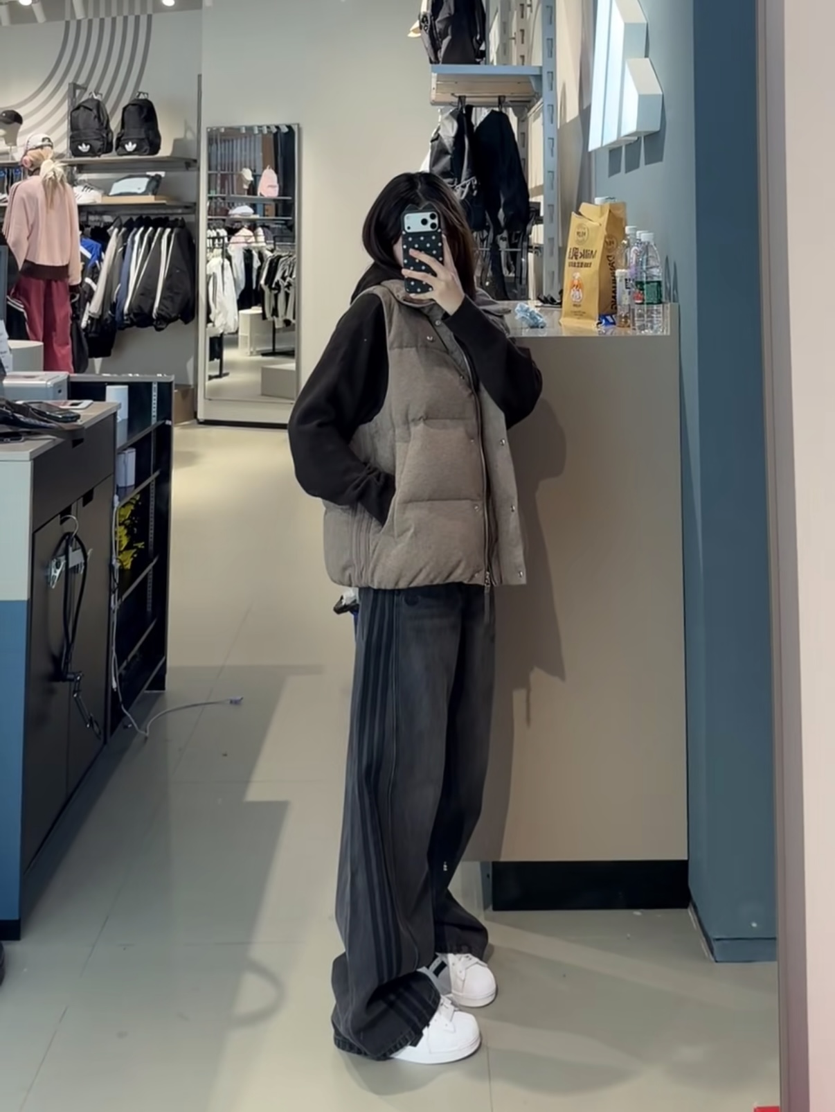 早秋叠穿公式|羽绒马甲+卫衣,松弛感拉满🍂