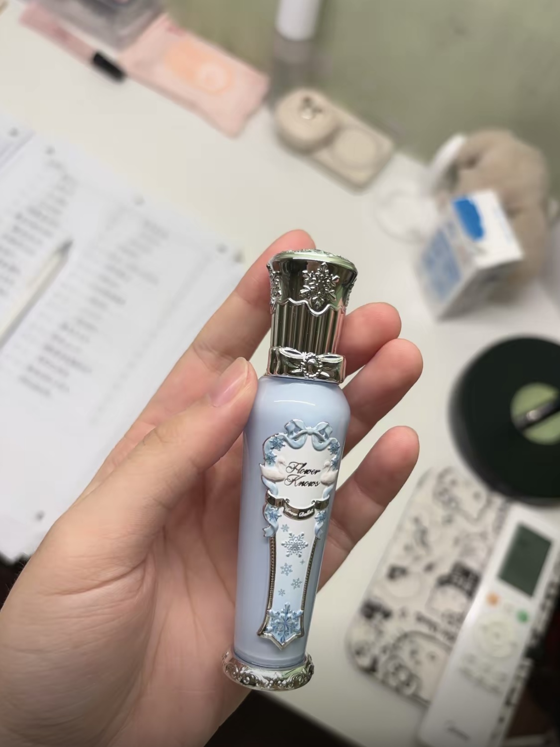 花知晓雪花芭蕾水润提亮液｜面中嘭起来❄️