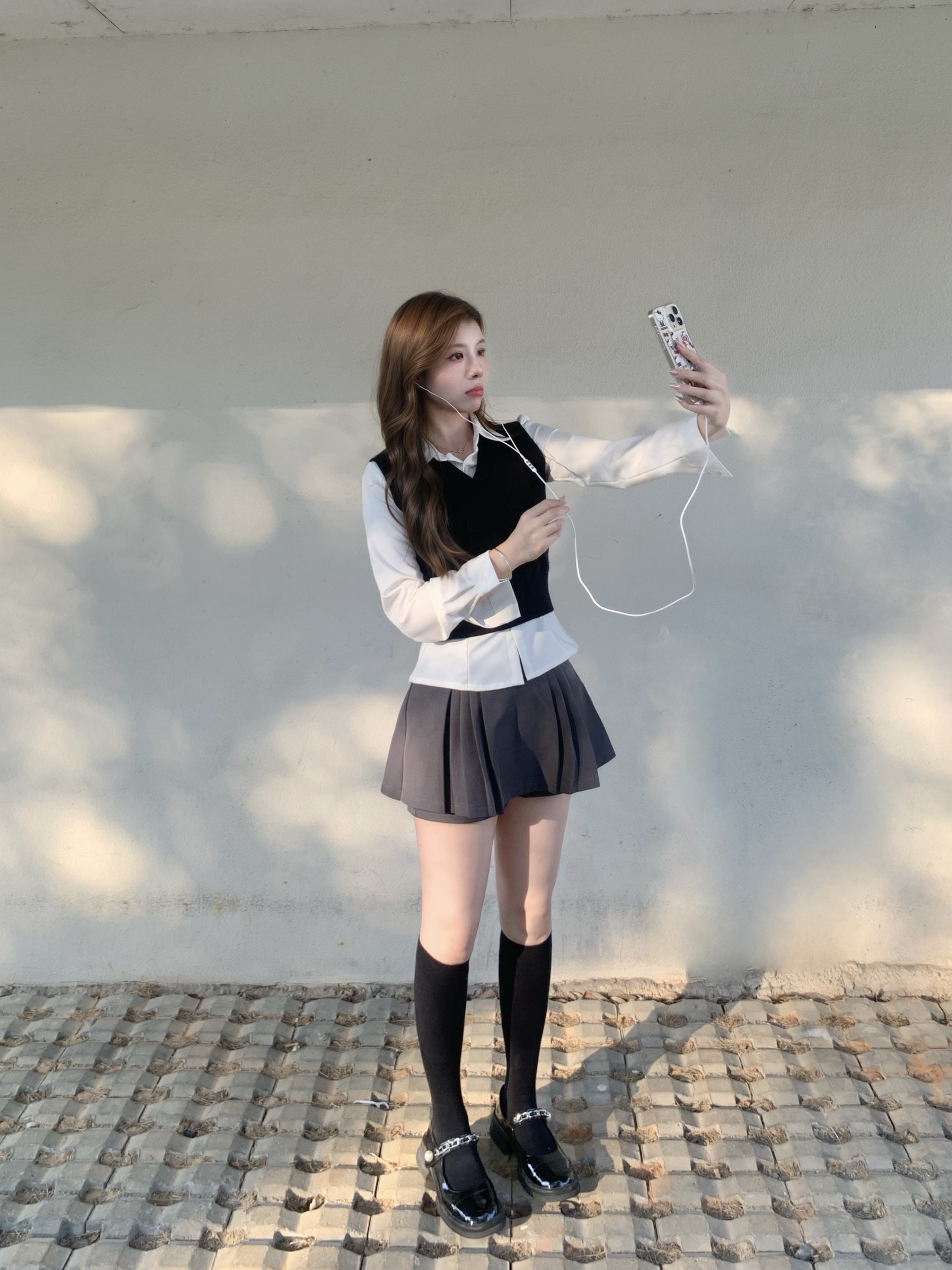 🤍🎧 你耳机在听什么…♬⋆.˚🎶