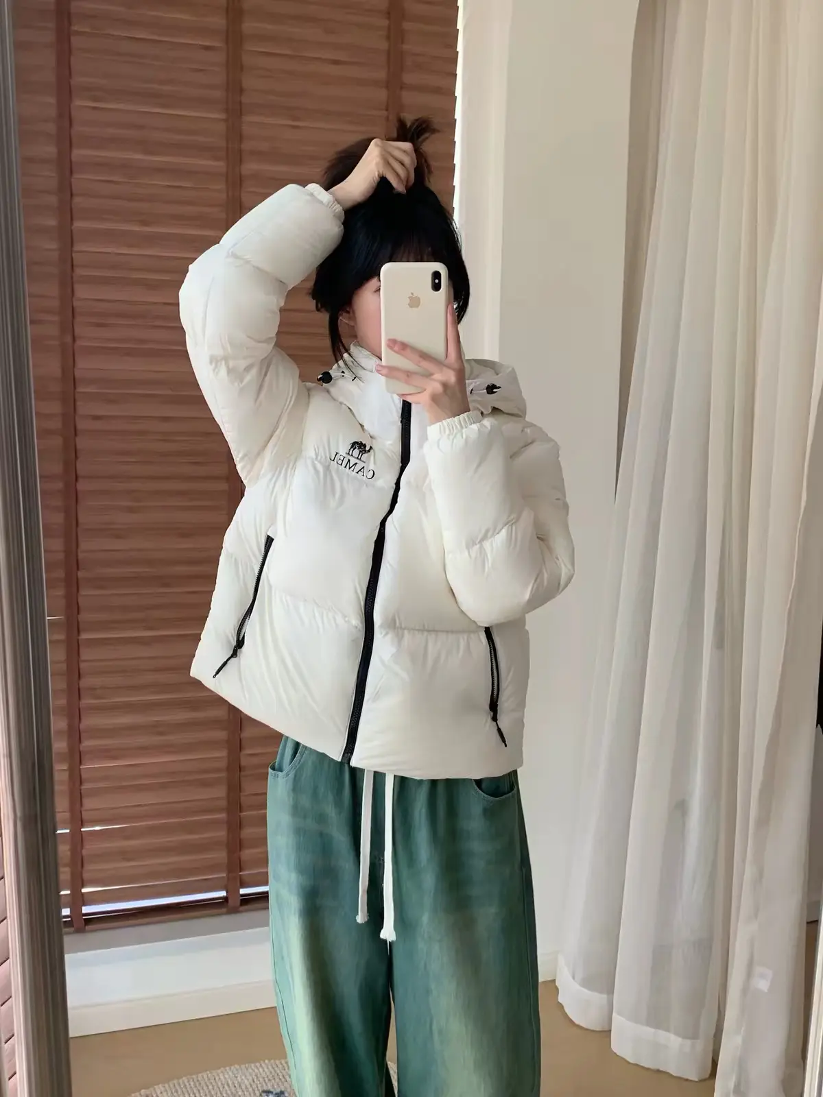 ⚠️看着好看别瞎买!骆驼这件白羽绒服,先看这几个缺点💸