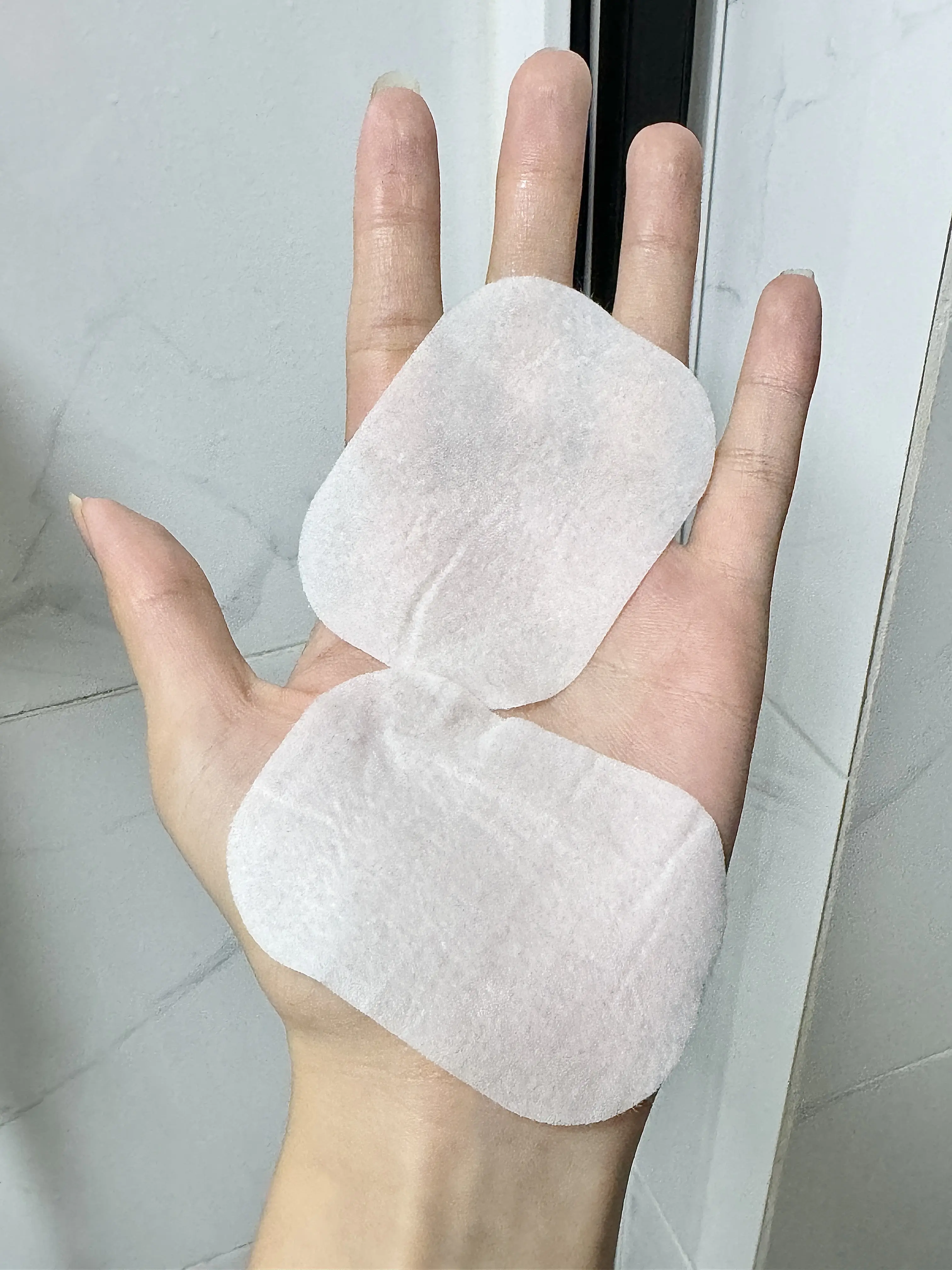 秋冬天妆前就得用湿敷棉~