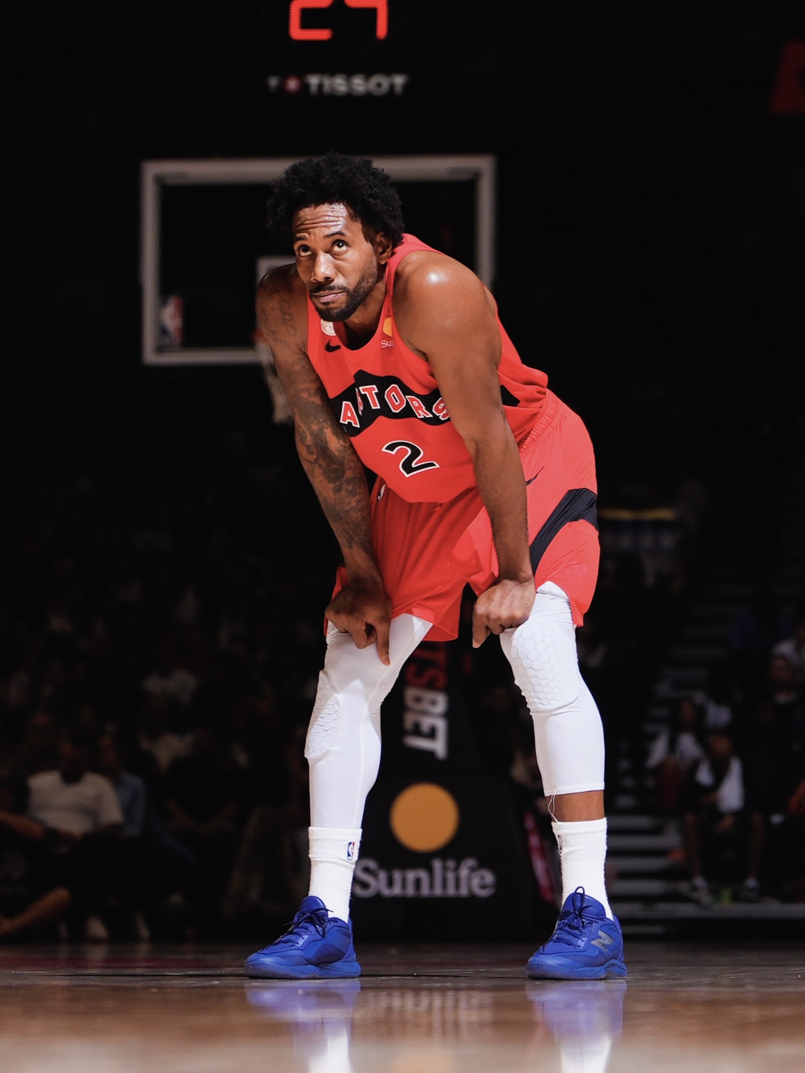 猛龙冷血杀手伦纳德揭幕战上脚个人签名鞋NB Kawhi Ⅴ深蓝色📸