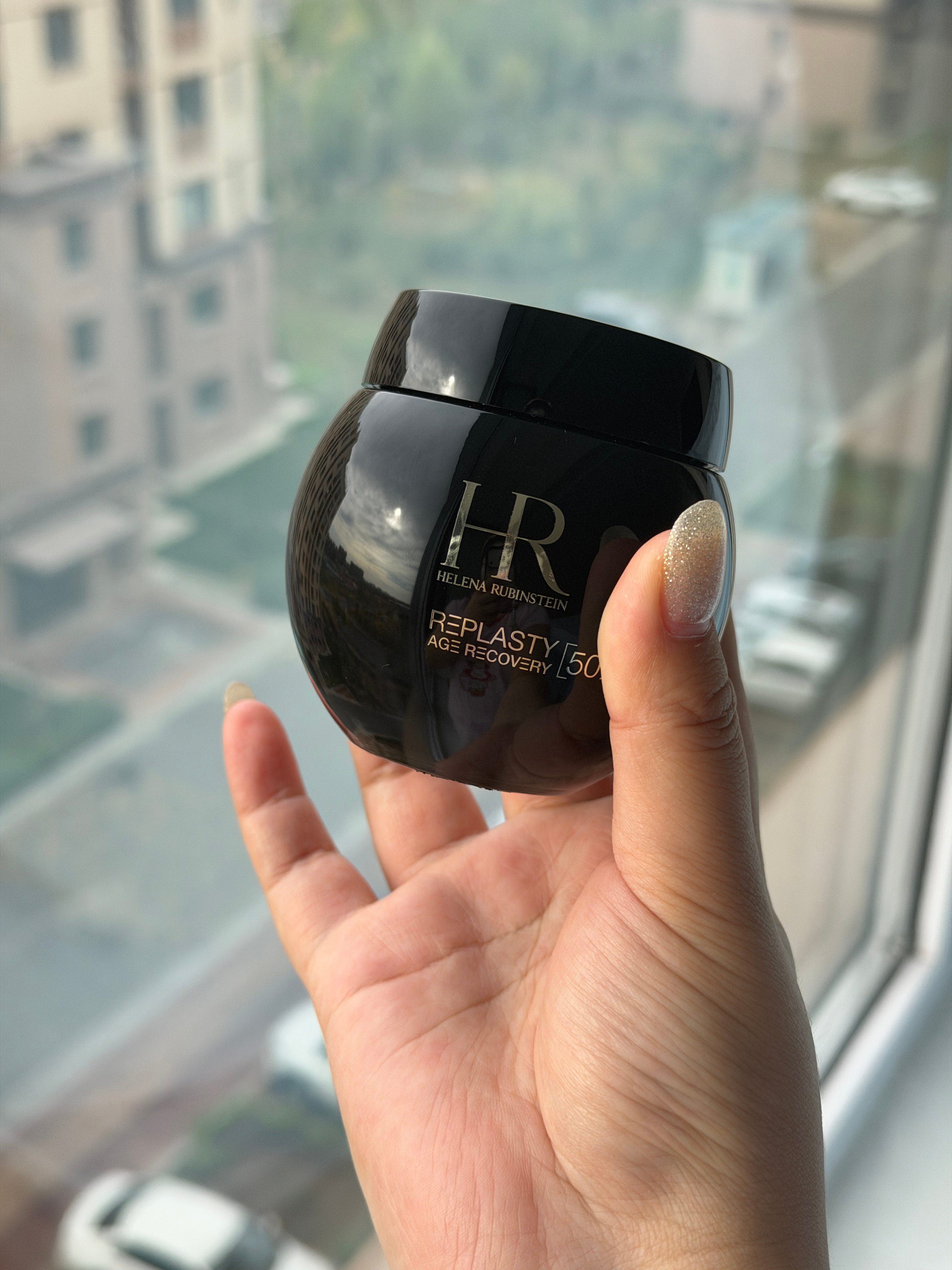 抗老王牌｜赫莲娜黑绷带面霜50ml

H