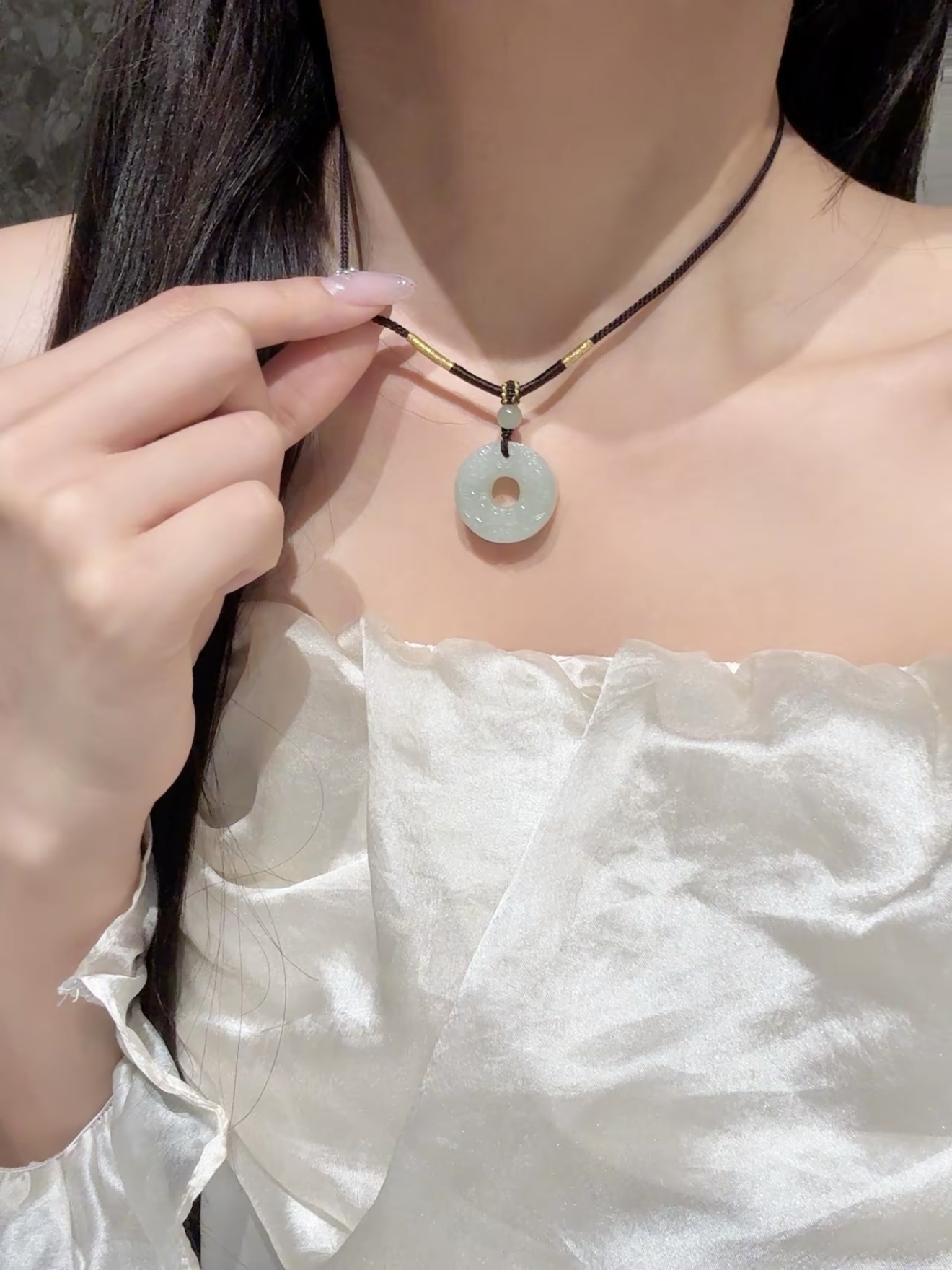 油润润嘟!介么温婉的平安扣我替麻麻先戴咯~