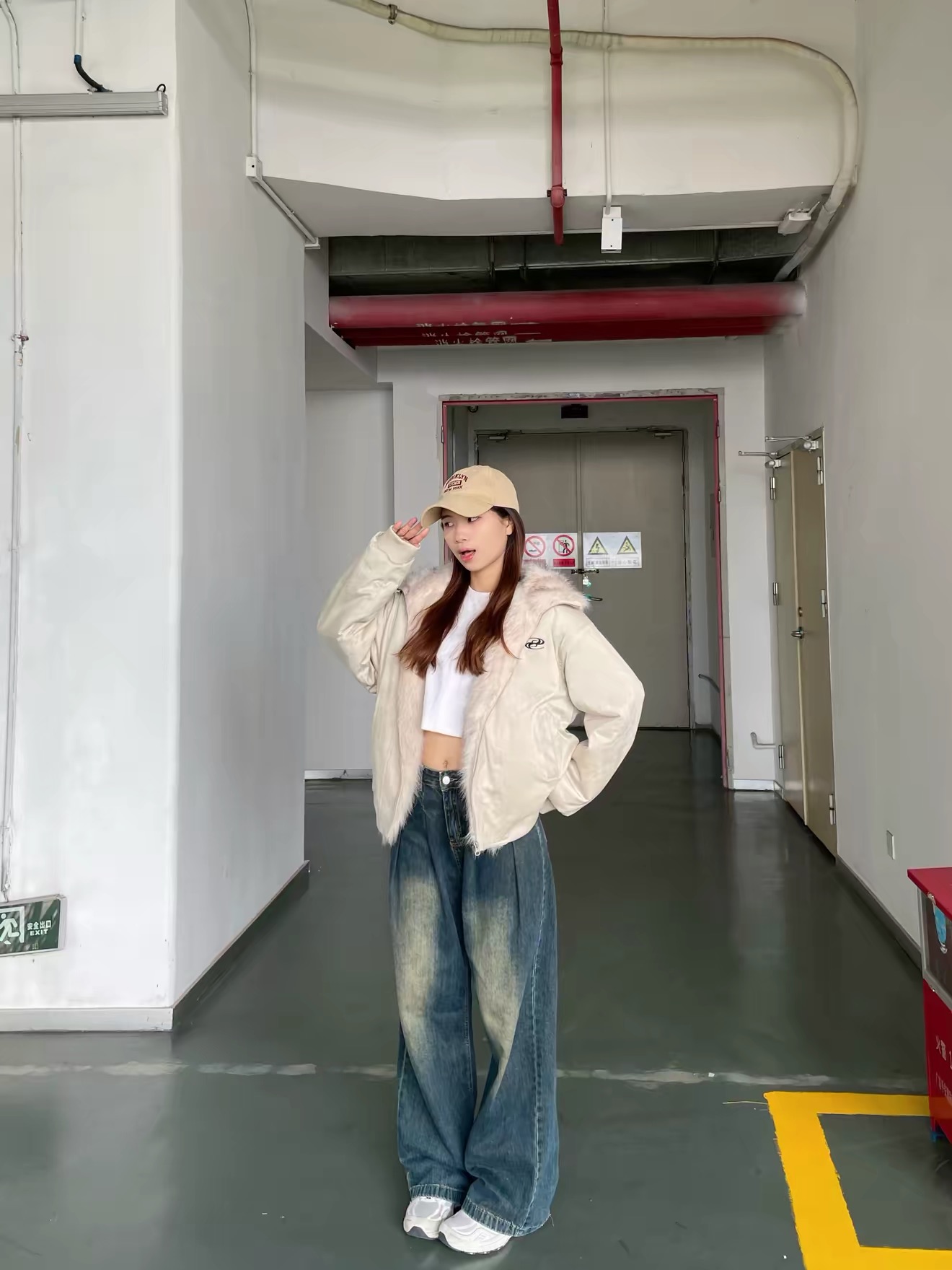 ⚠️别瞎买!这件卡其色毛绒夹克,好看但极其难伺候💸