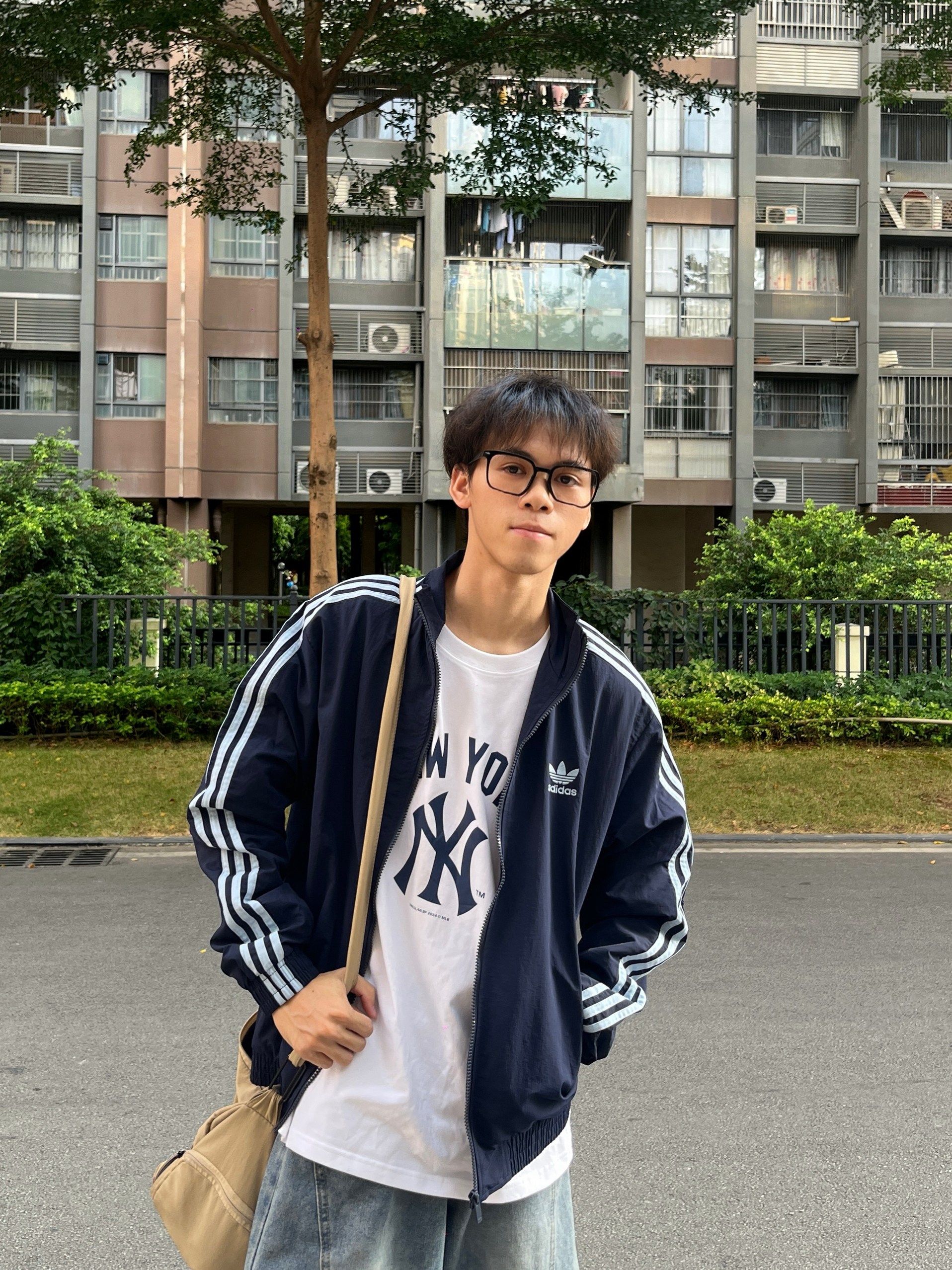 🍂秋天氛围感拿捏咯|阿迪外套真的太韩了!