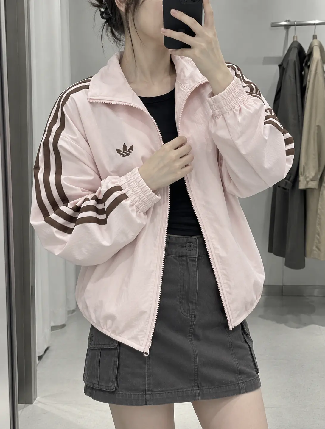 女大开学穿搭!这件阿迪粉棕外套真香🥰