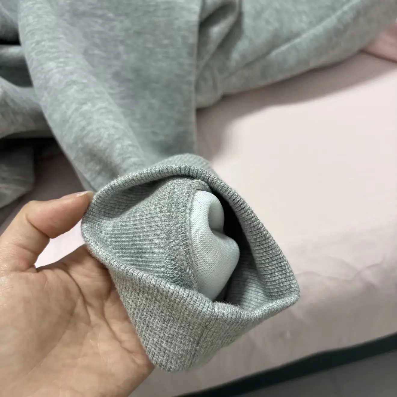 ⚠️几十块的条纹连帽卫衣,好看但得接受这几个毛病💸
