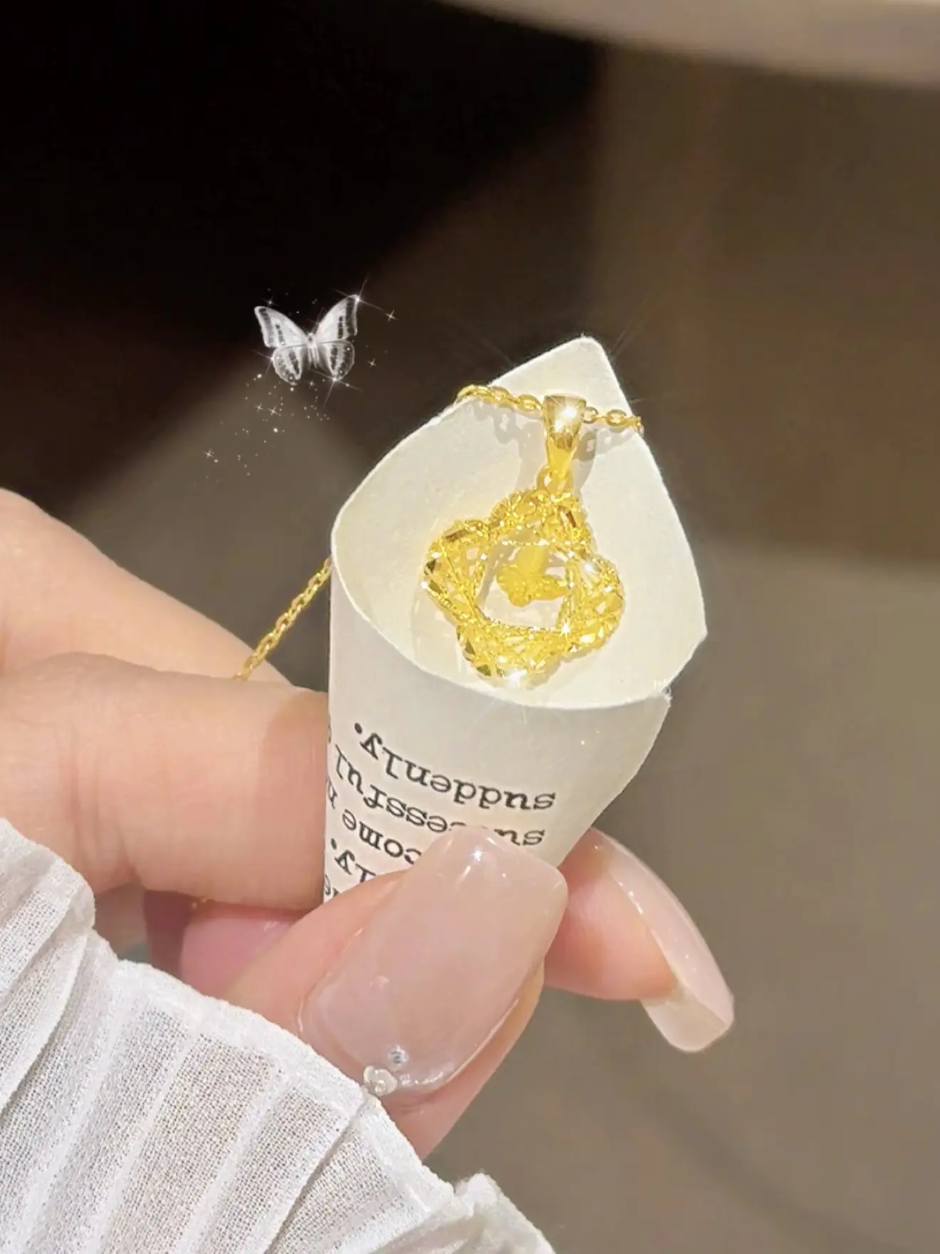 1.1g蝴蝶金坠⋯谁说打动女孩子一定要大克重