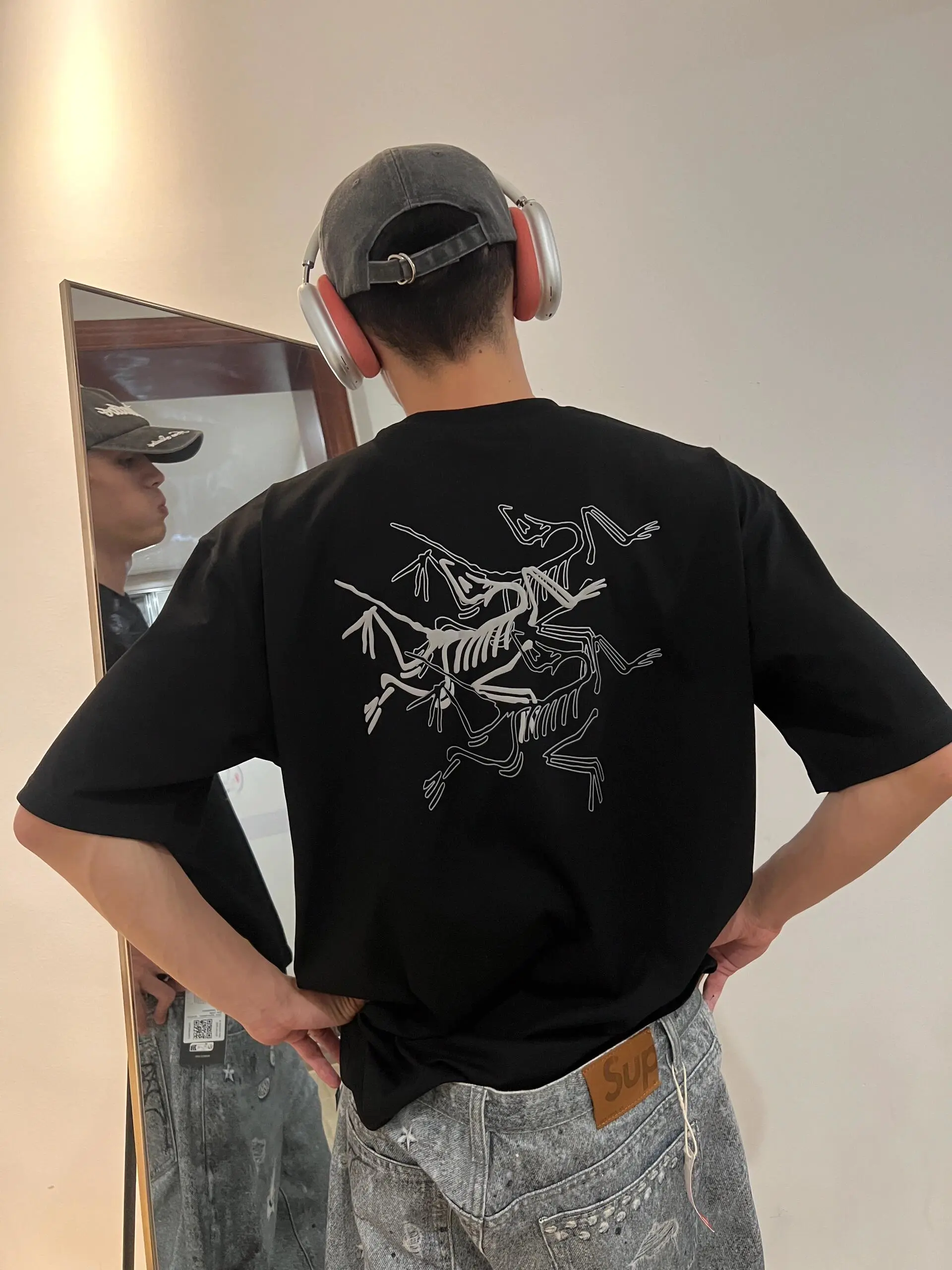 黑色骨架线条短袖✨