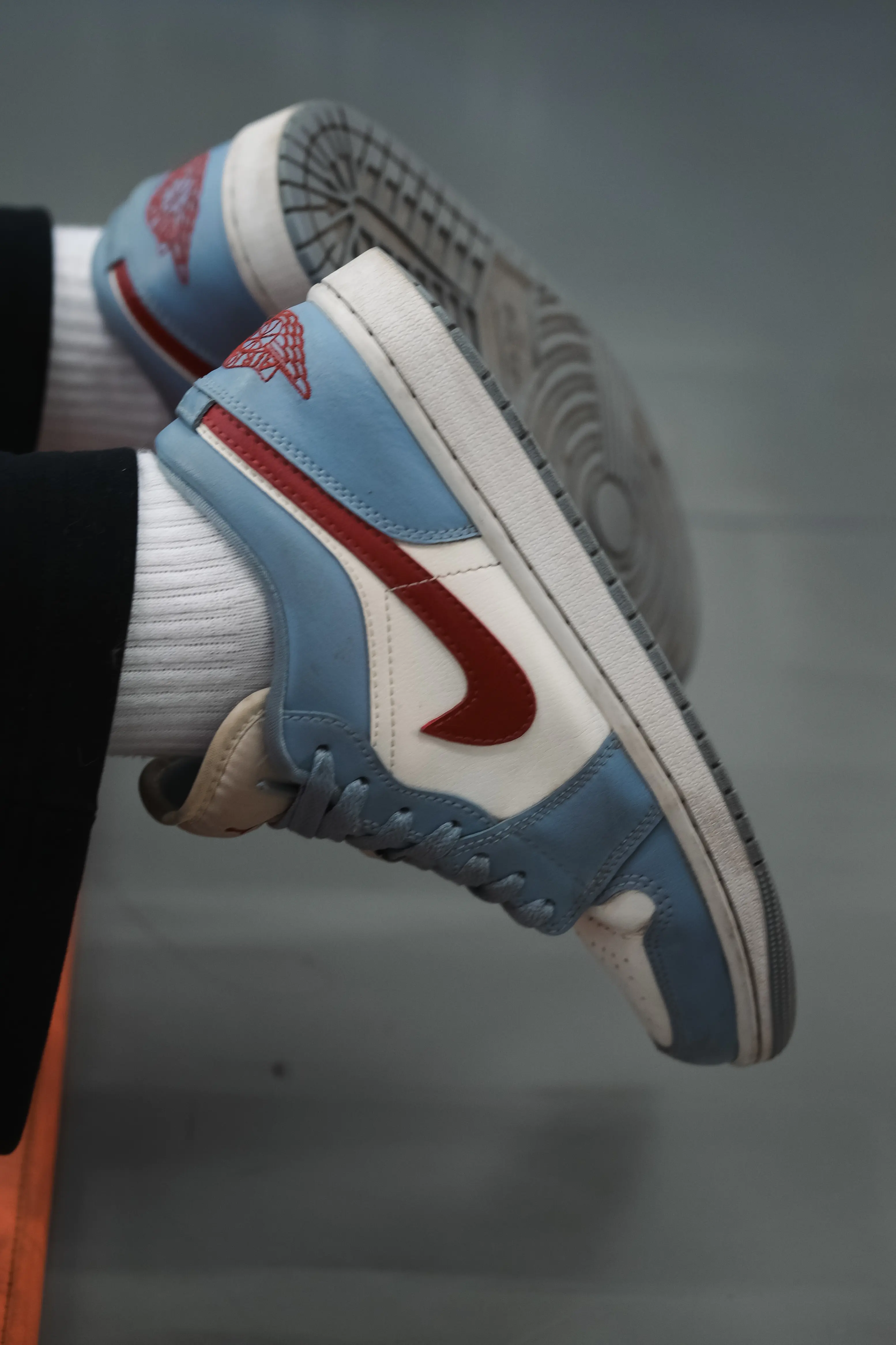 aj1