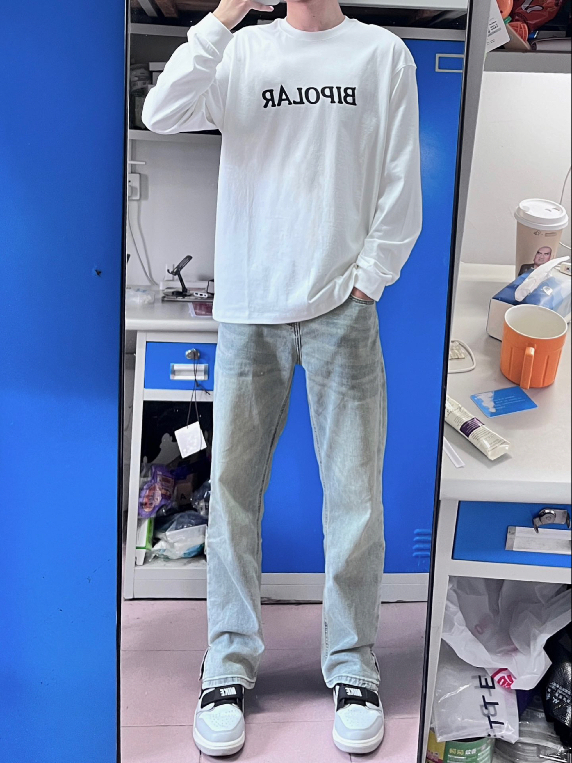 开学买这条牛仔裤包帅的啊