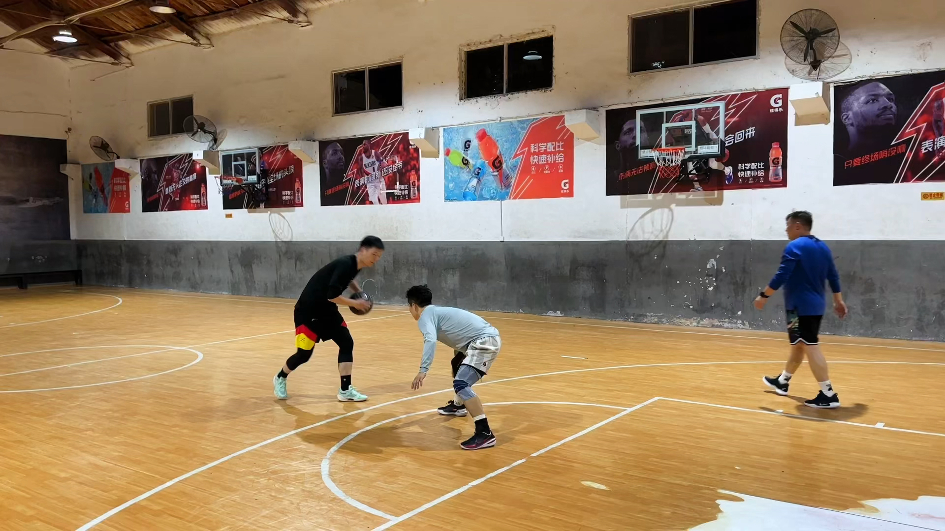 三次运球1vs1