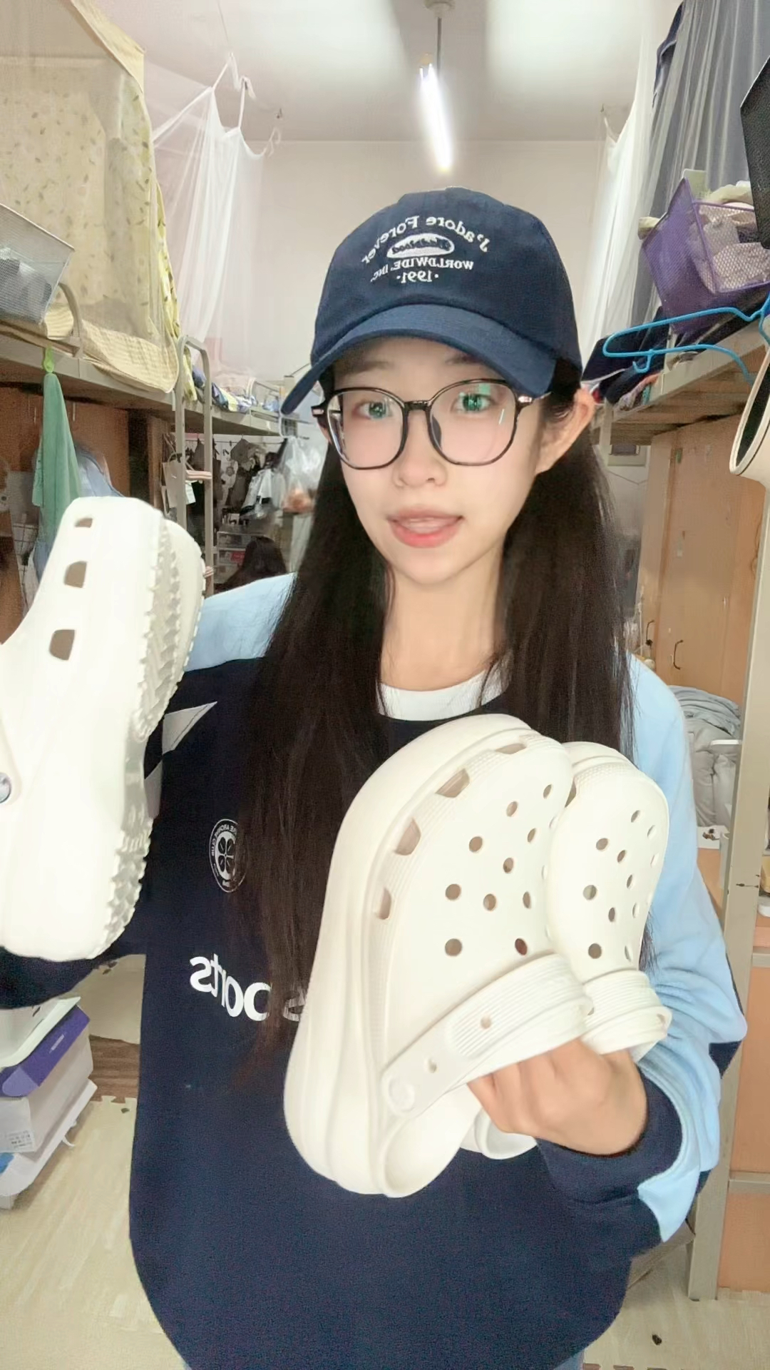 crocs洞洞鞋分享❗️云朵🆚泡芙选哪个❗️