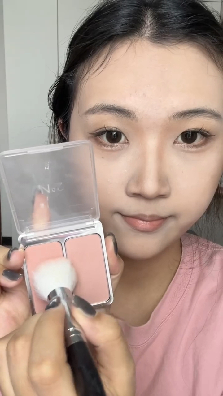 黄黑瑕疵皮沉浸式化妆