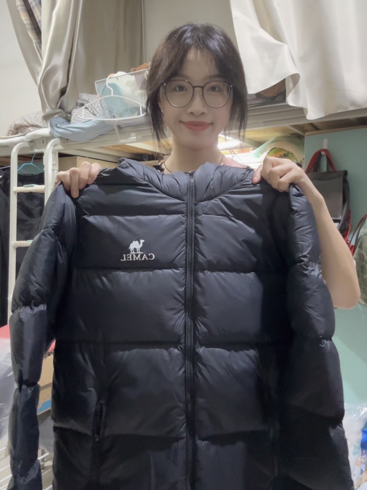 好喜欢我滴反季节羽绒服呀~