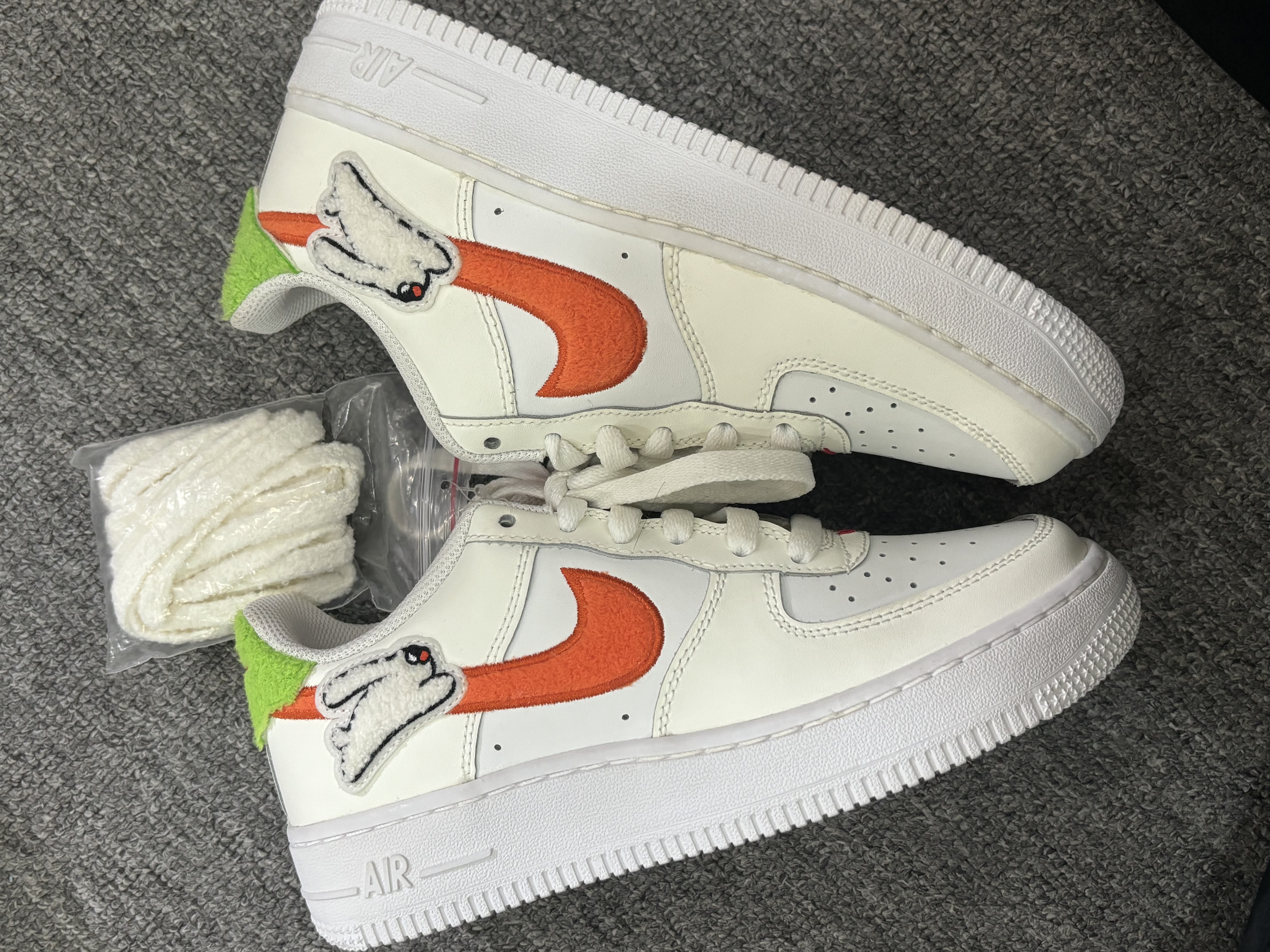 谁能拒绝Nike标上有个小白兔啊