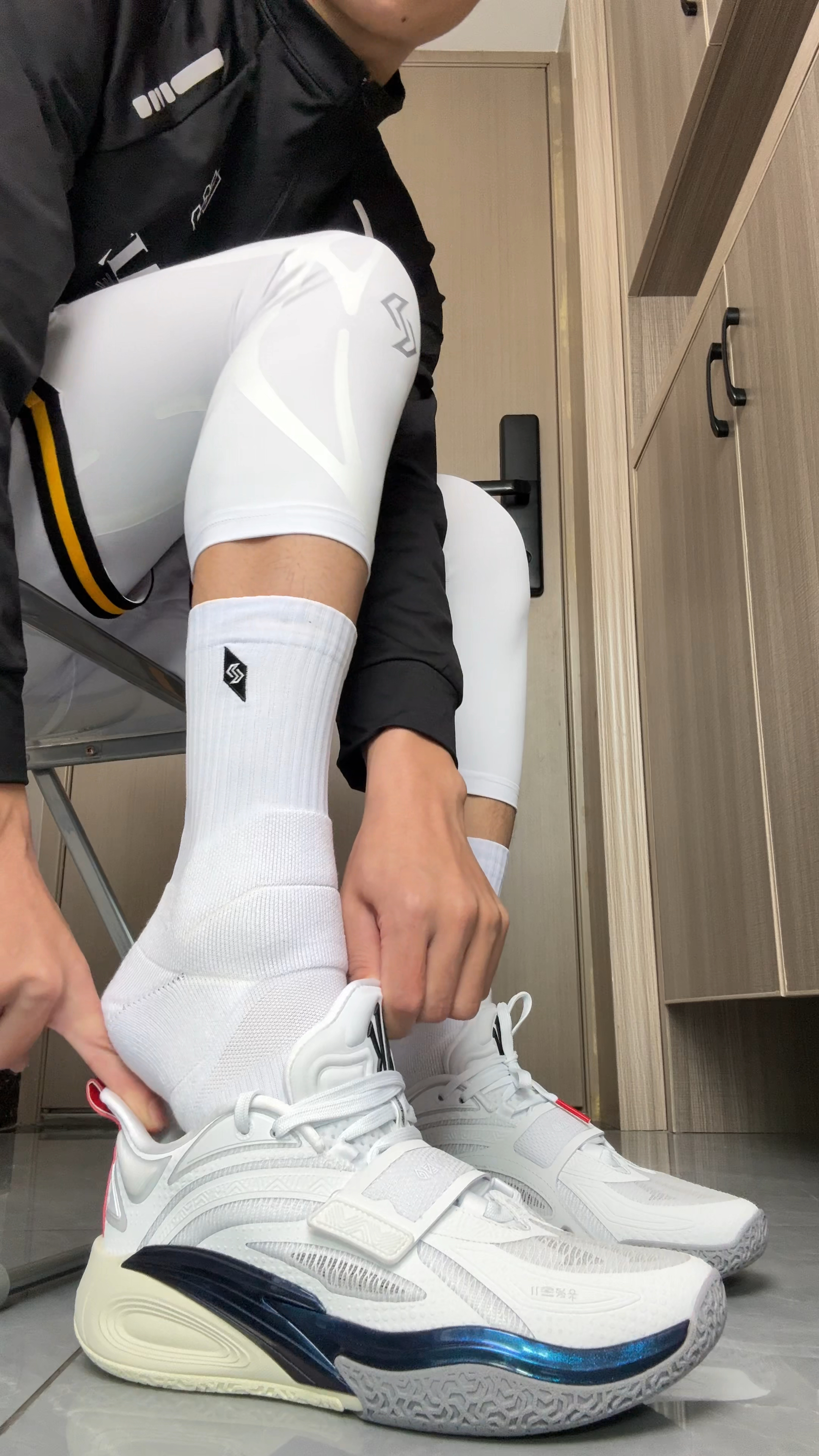 篮球男孩美式欧文球鞋穿搭分享🖤