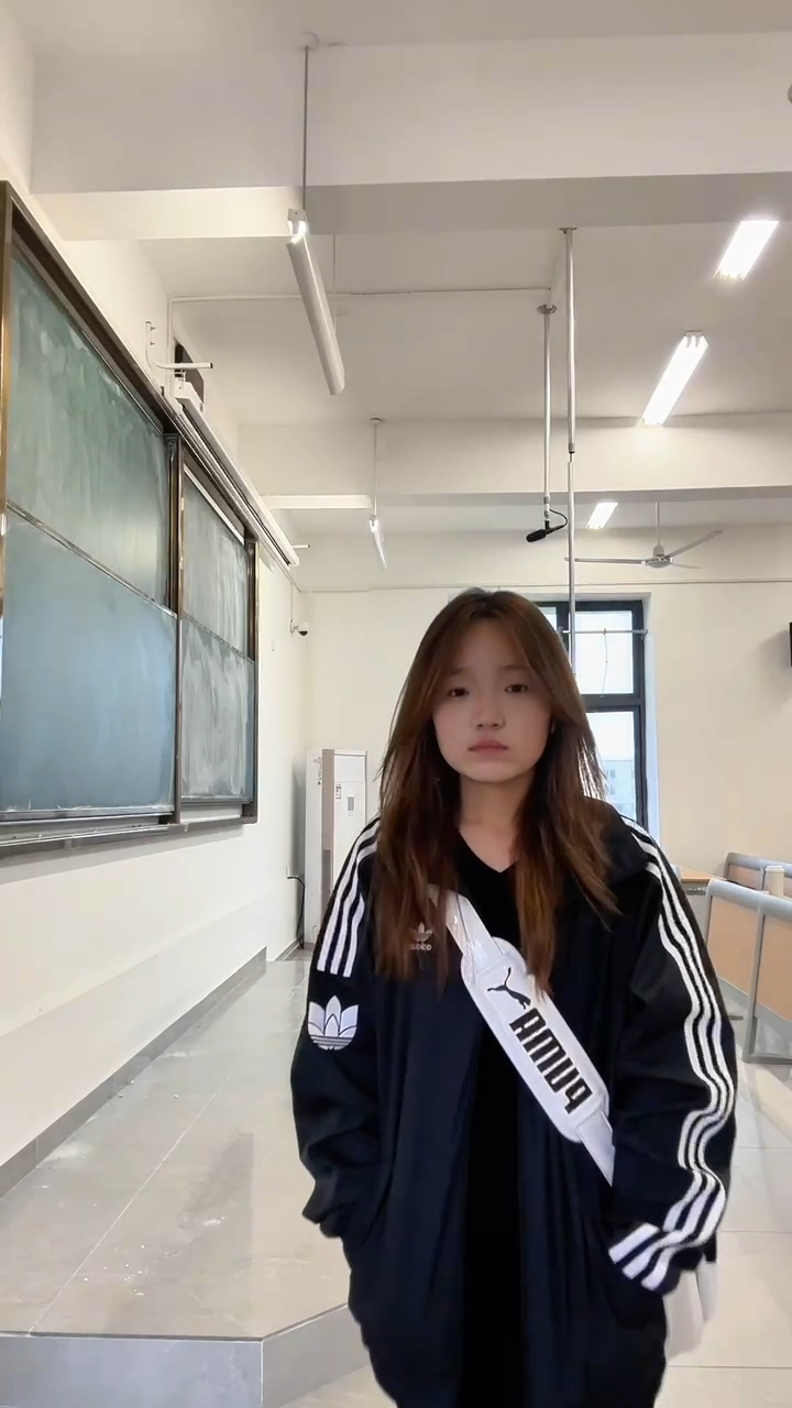韩系女大学生上线🤓