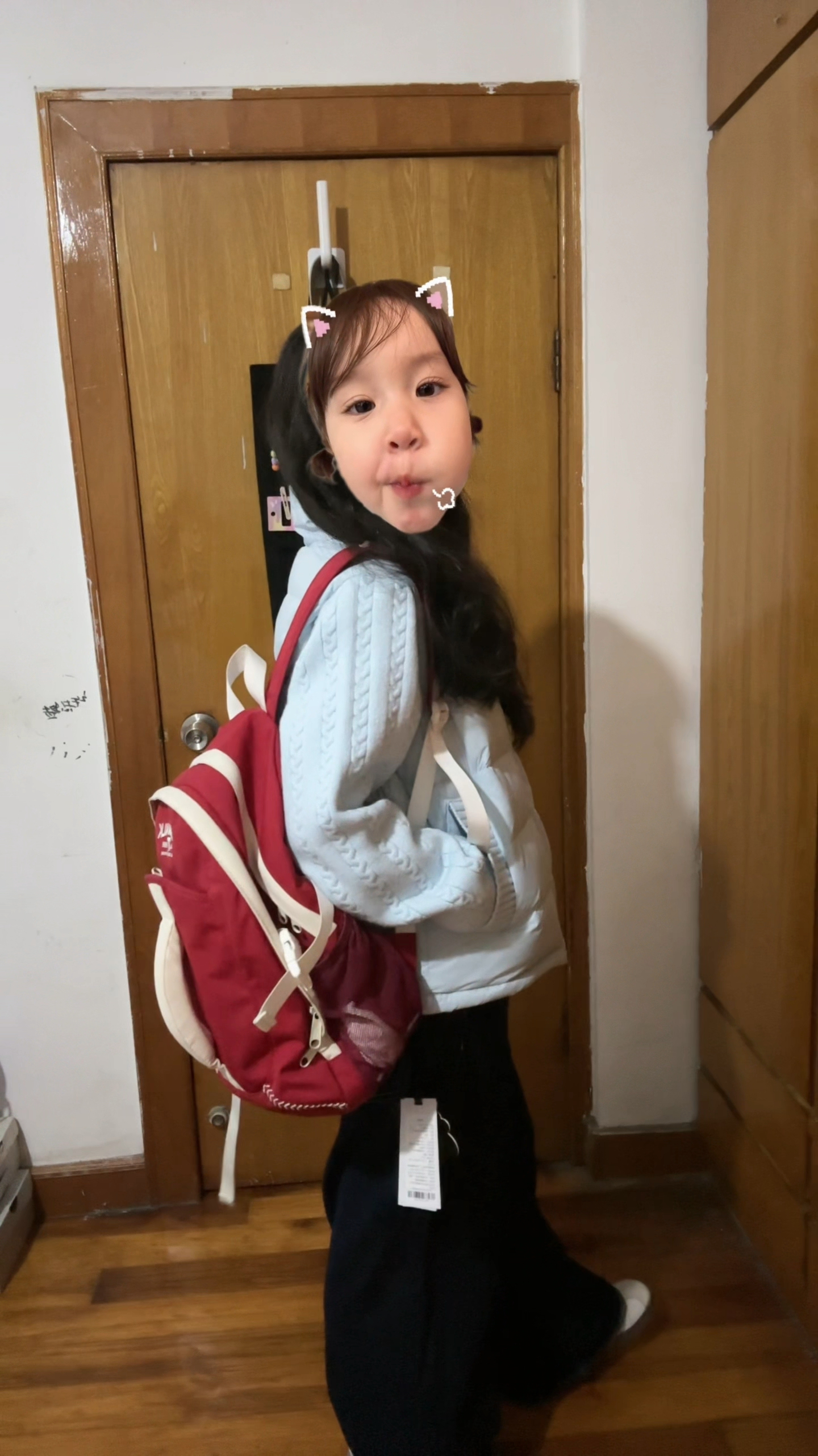 我的天，这件外套怎么这样…