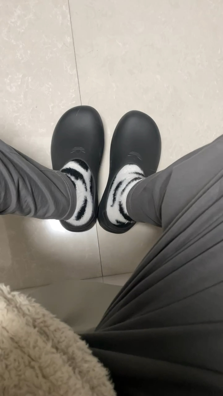 厨师👩🏻🍳鞋是啥子东东❓❓