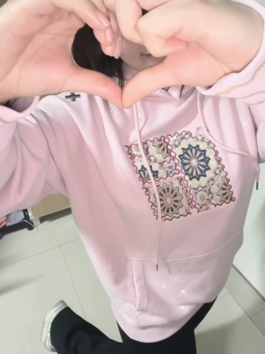 樱花粉卫衣😻发芽计划你的设计真的绝了