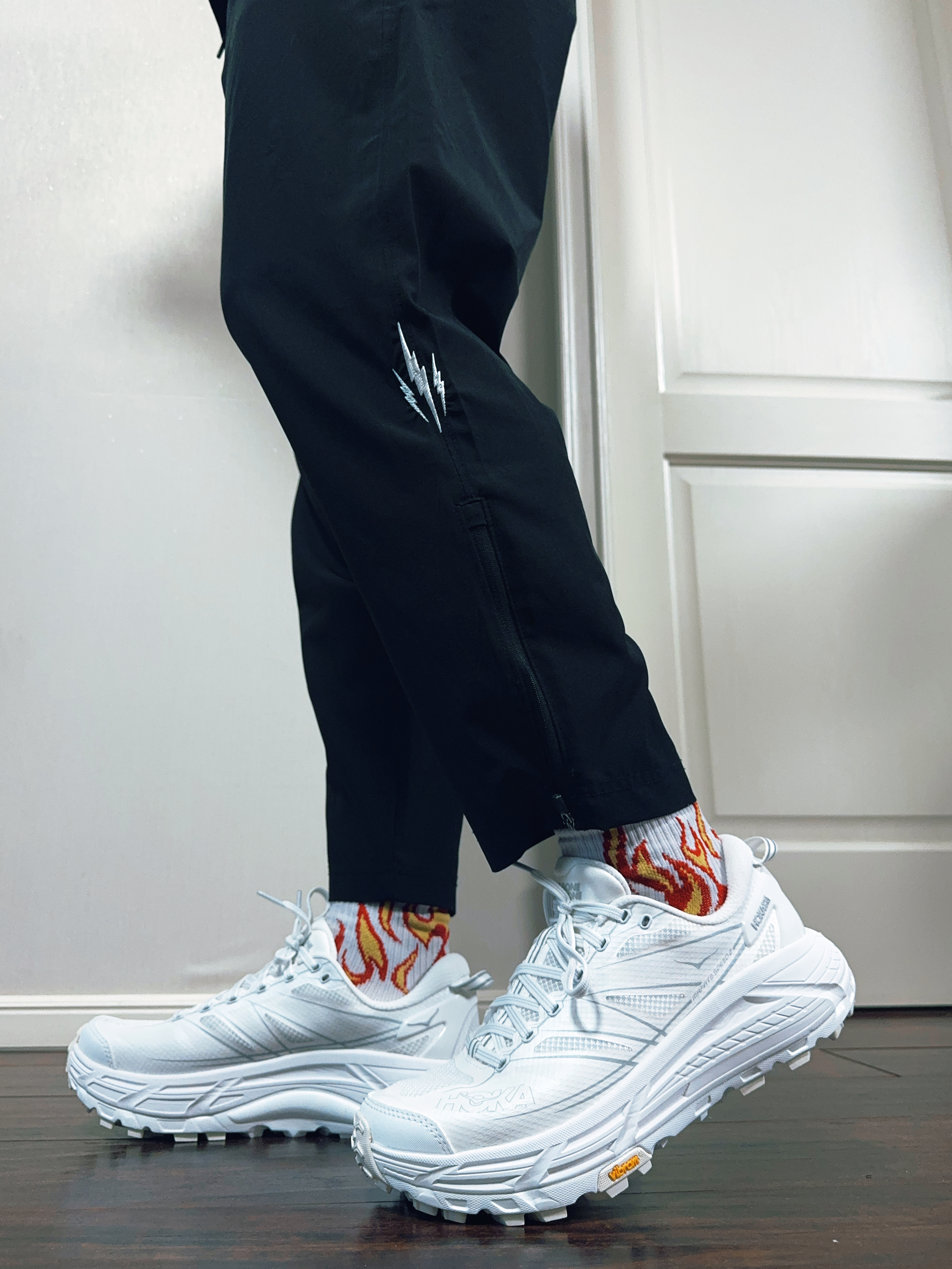 人生第一双HOKA