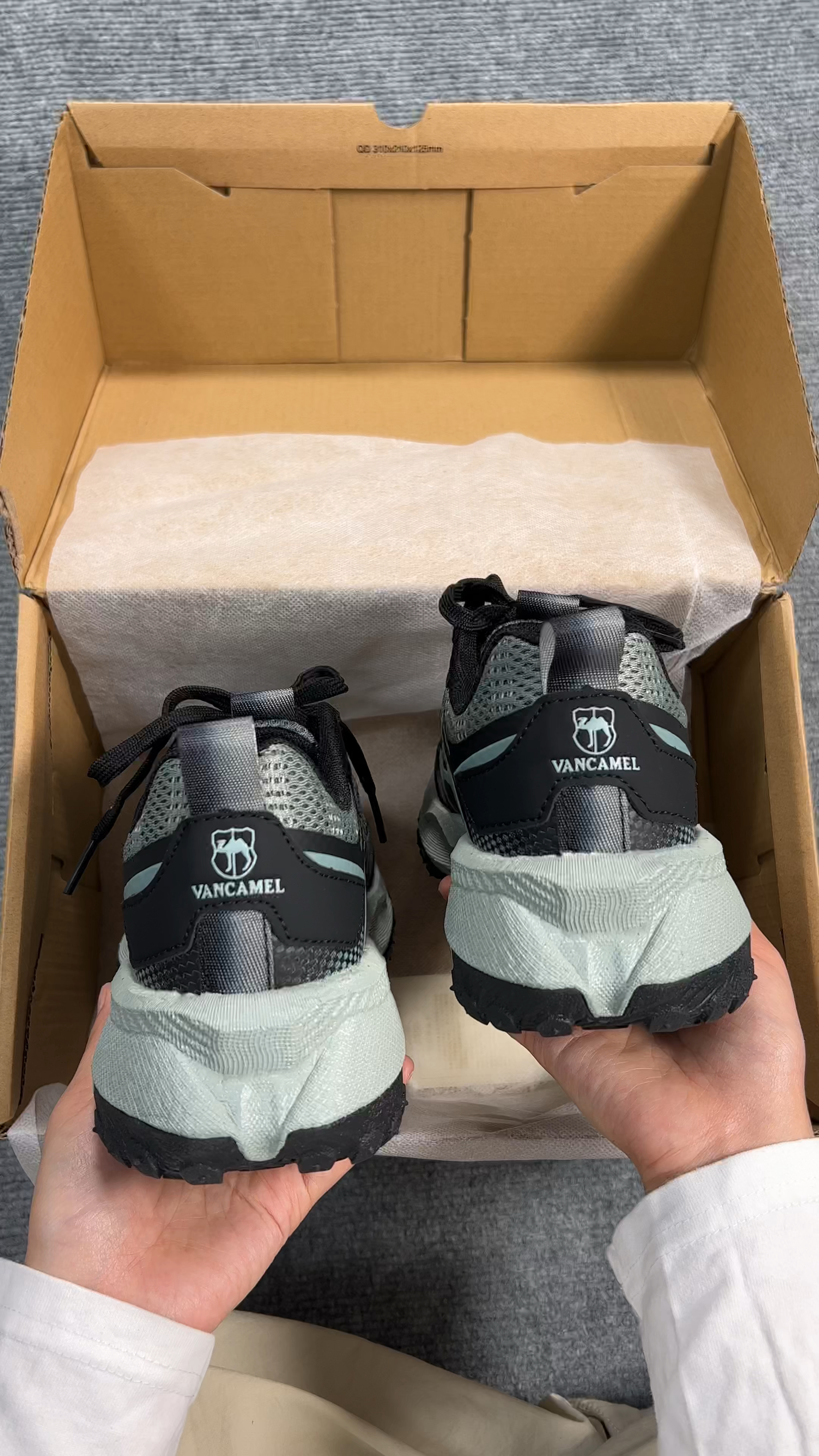 🧗户外登山鞋/黑绿配色好吸睛😭！！