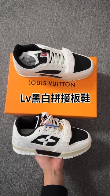 Lv黑白拼接板鞋