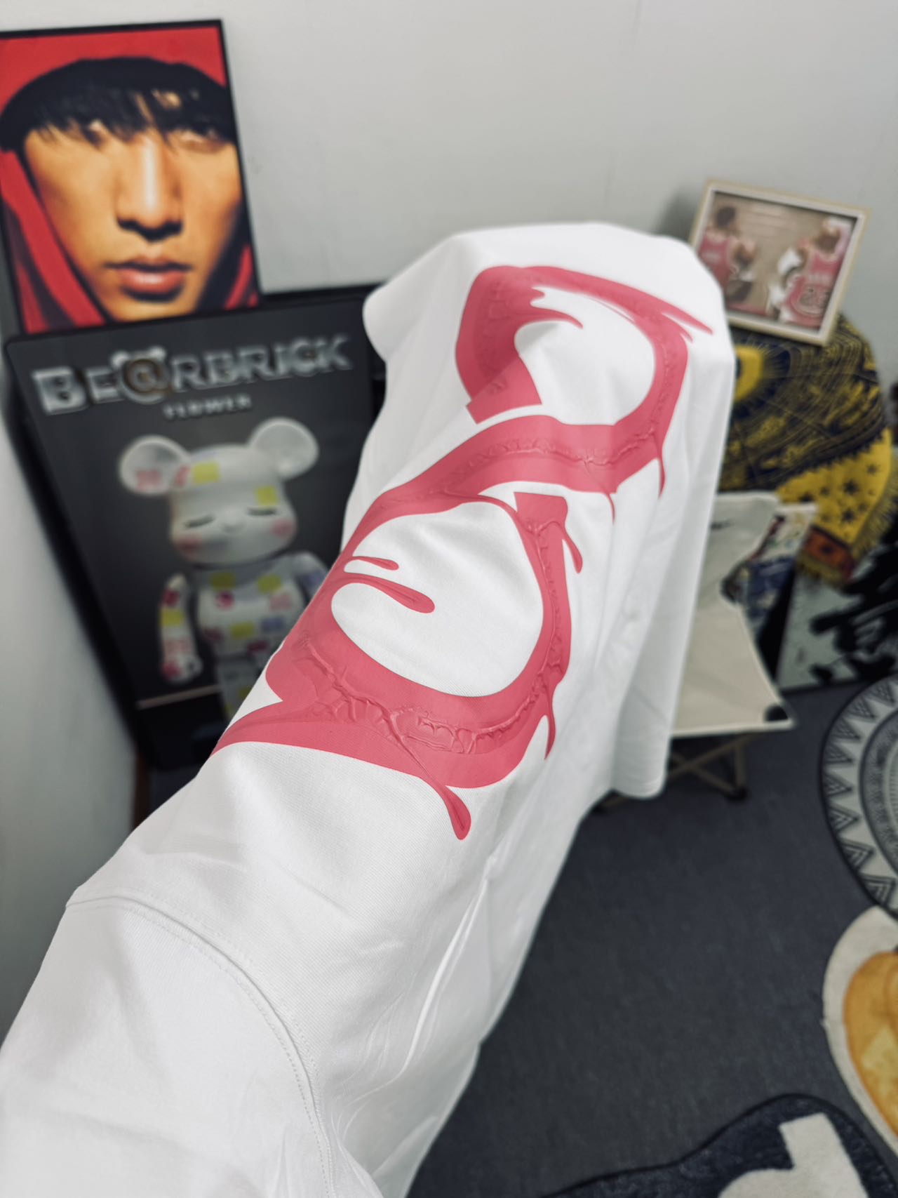 不费力的618夏日穿搭｜白T、做旧牛仔、麂皮匡威，舒服又好看‼️