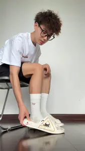 篮球男孩夏日又帅又舒服的拖鞋分享