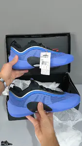 Adidas 篮球鞋