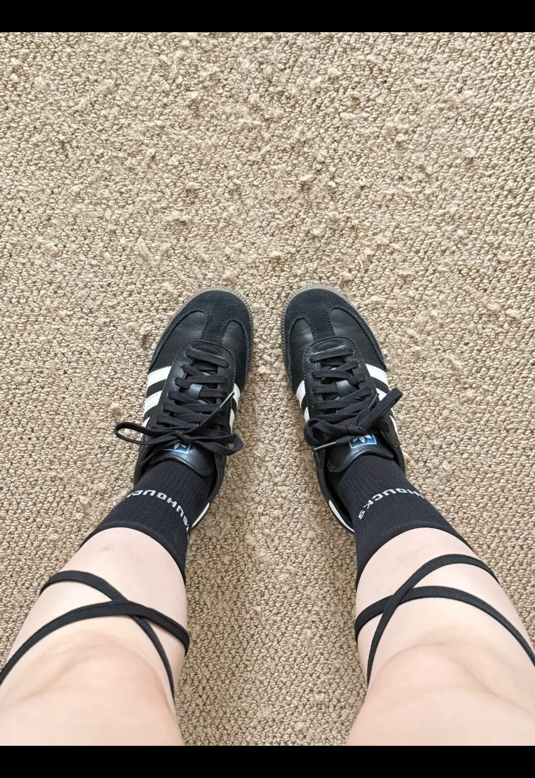 156/100 今日全黑的力量感🖤