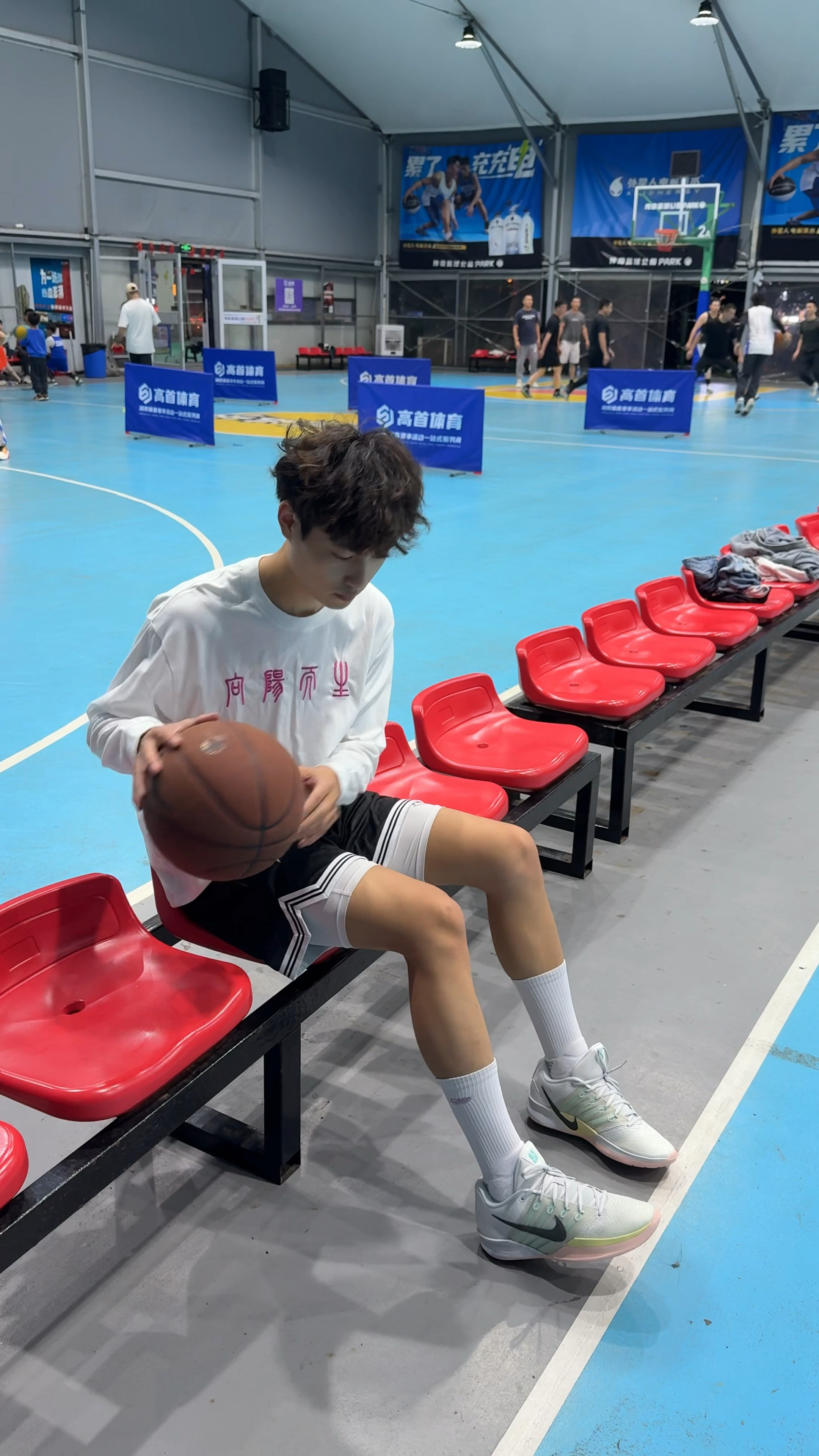 美式男孩的球场清新球鞋穿搭太能打了