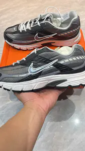沉浸式开箱~NIKE经典黑灰休闲跑鞋!