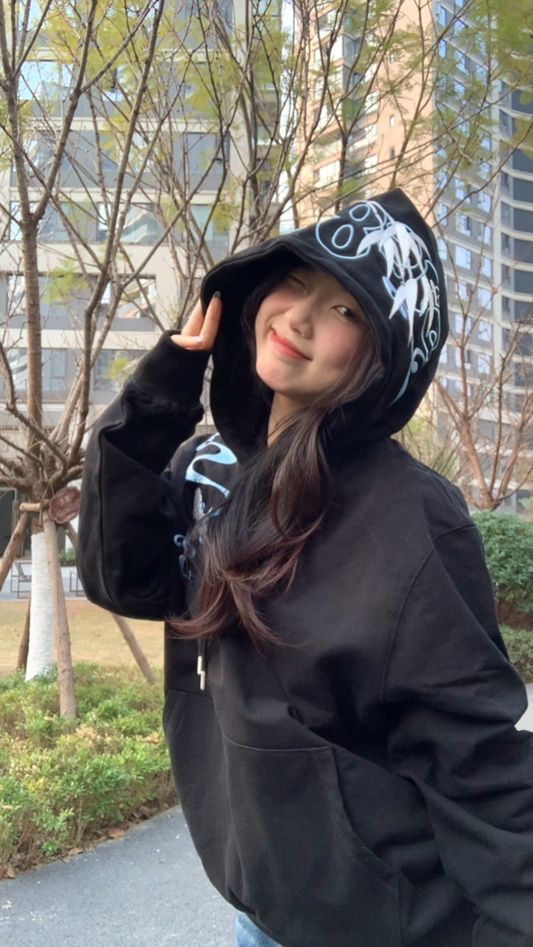 这件帽子好出彩呀！刺绣戴在帽子上！