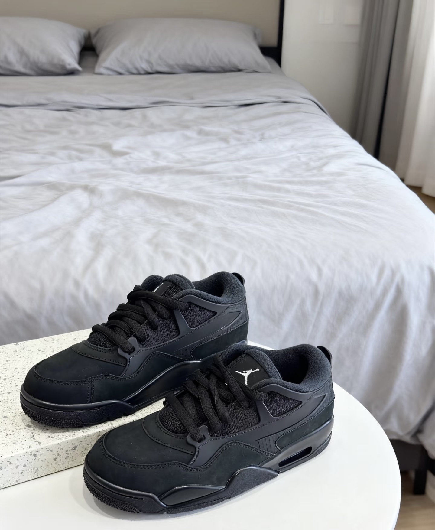 通勤黑鞋照样很舒服，AJ4RM黑武士