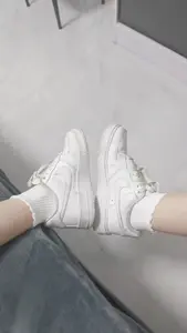 开春小白鞋天花板被我找到了!空军一号纯白谁穿谁是氛围感美女!